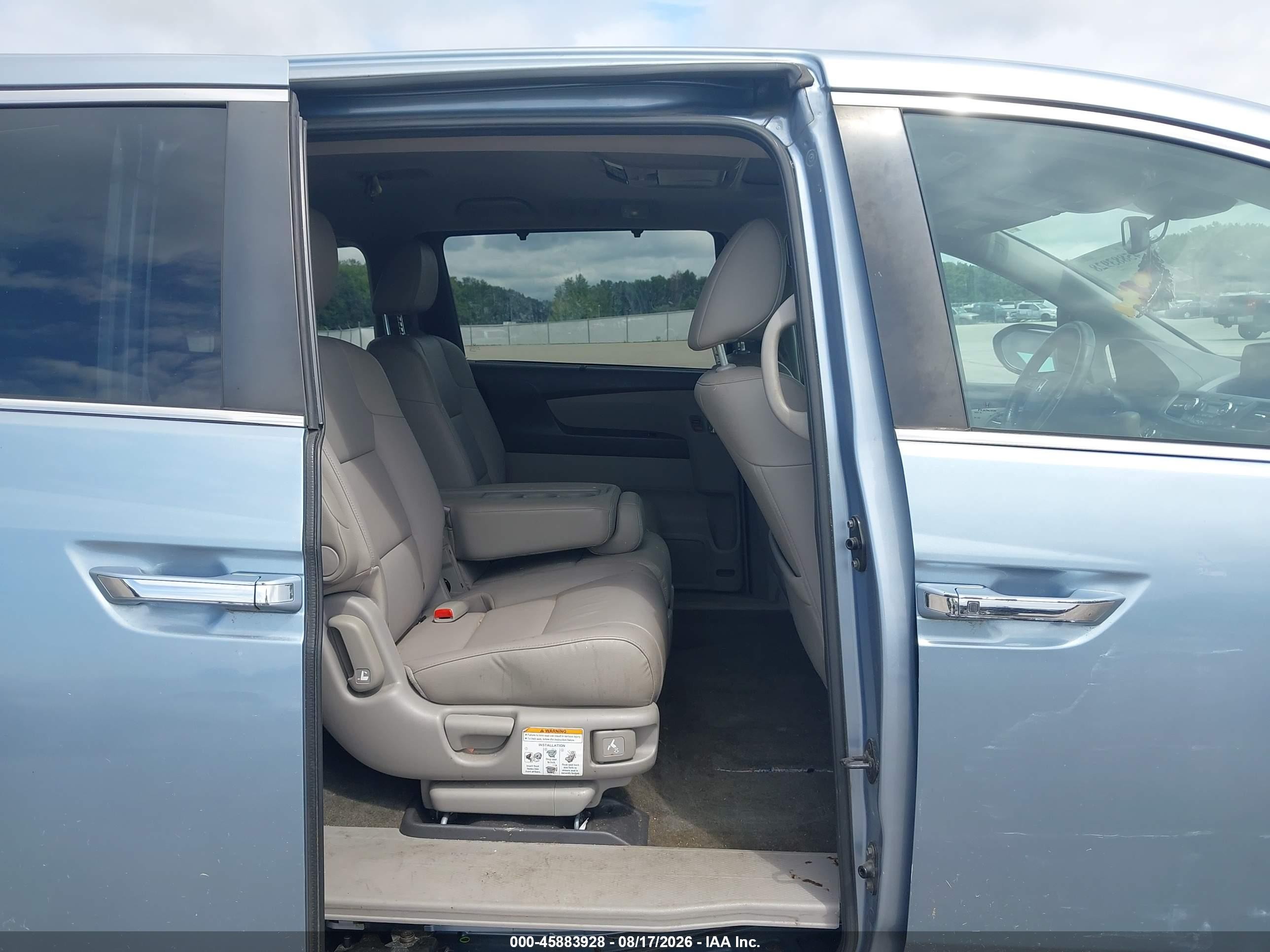 2014 Honda Odyssey Ex-l Blue vin: 5FNRL5H68EB044065