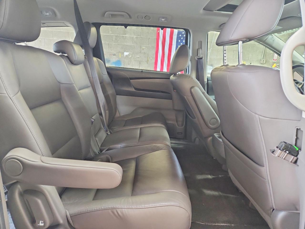 2014 Honda Odyssey Exl Silver vin: 5FNRL5H68EB137474