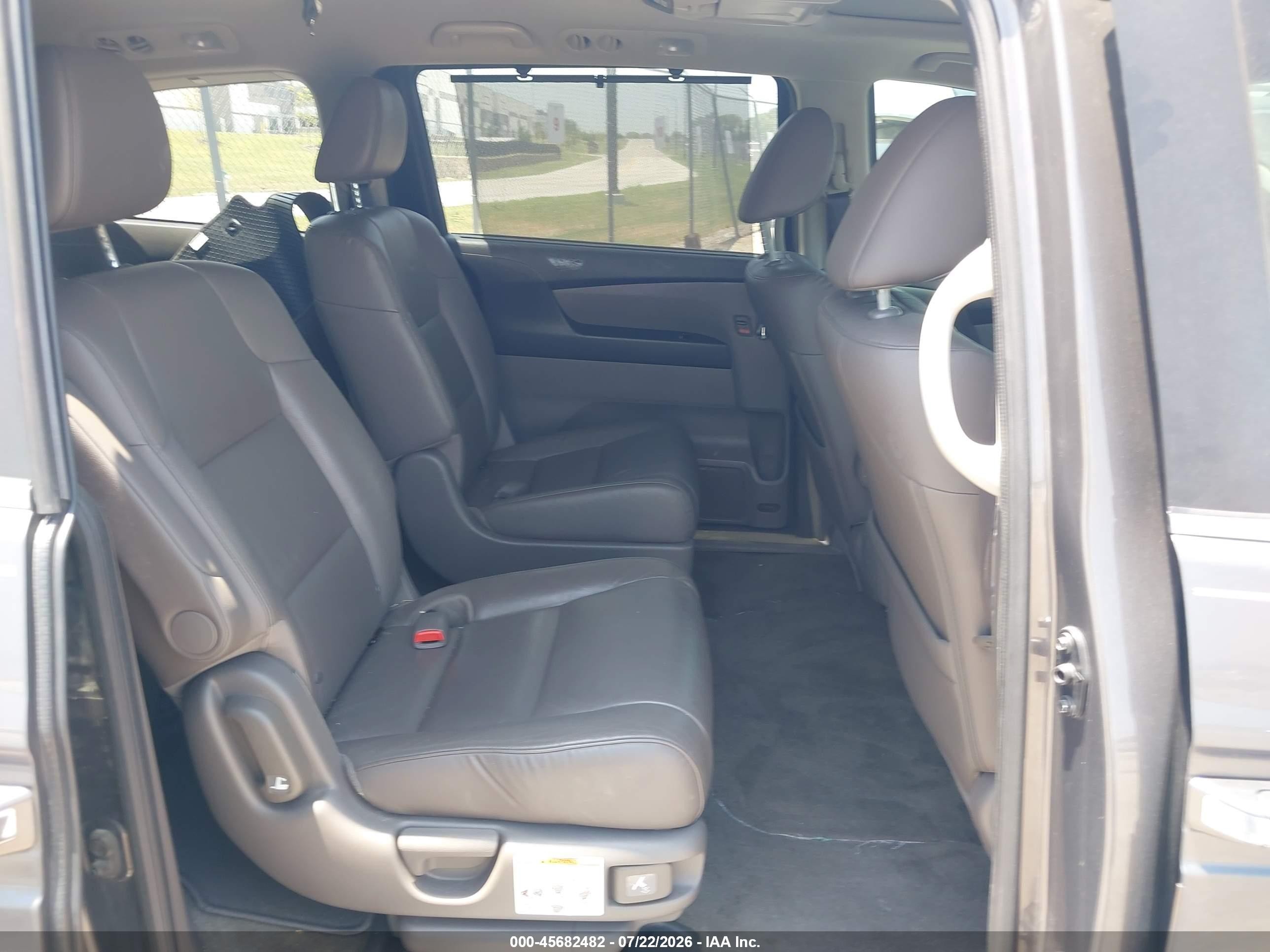 2015 Honda Odyssey Ex-l Gray vin: 5FNRL5H68FB009057