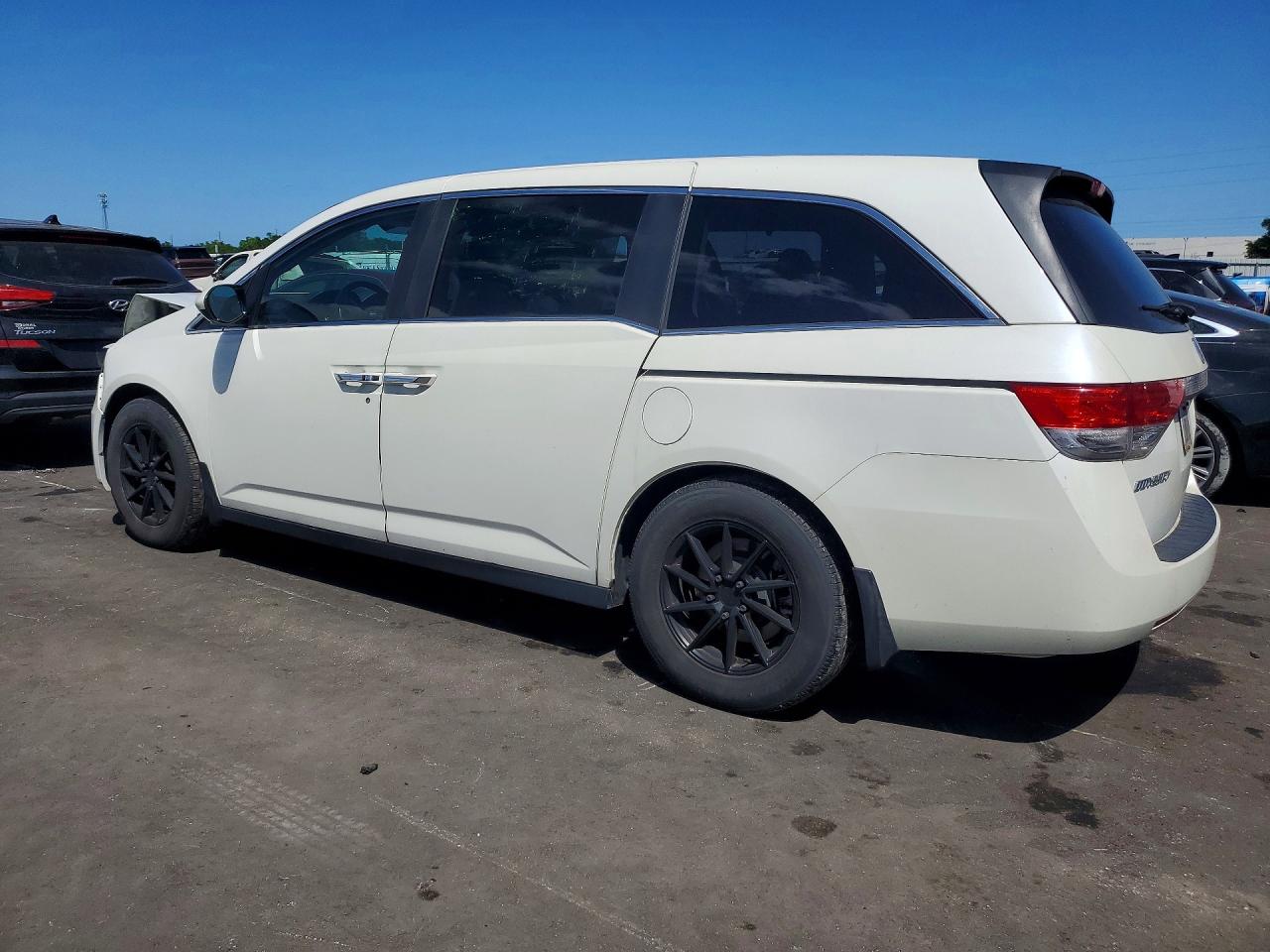 2015 Honda Odyssey Exl White vin: 5FNRL5H68FB021161
