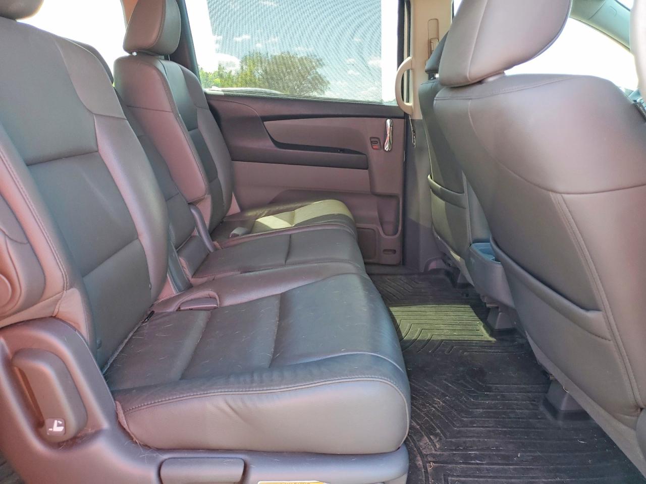 2015 Honda Odyssey Exl White vin: 5FNRL5H68FB021161