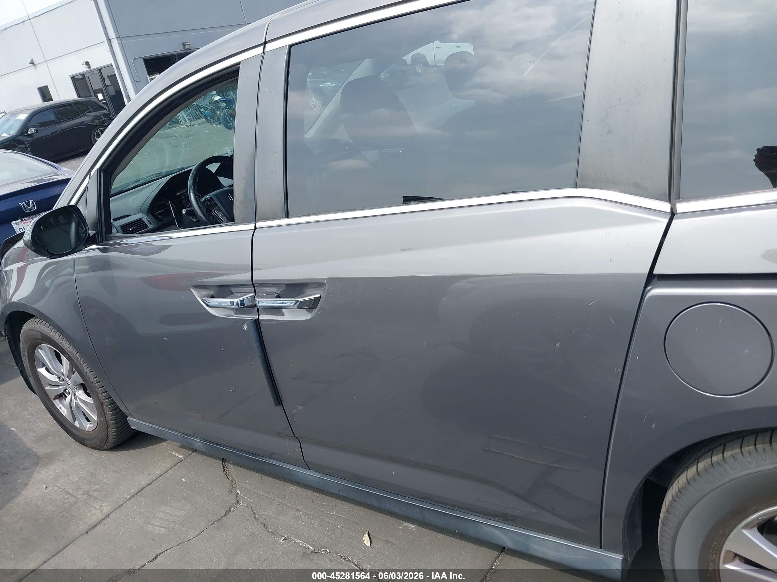 2015 Honda Odyssey Ex-l Gray vin: 5FNRL5H68FB028577
