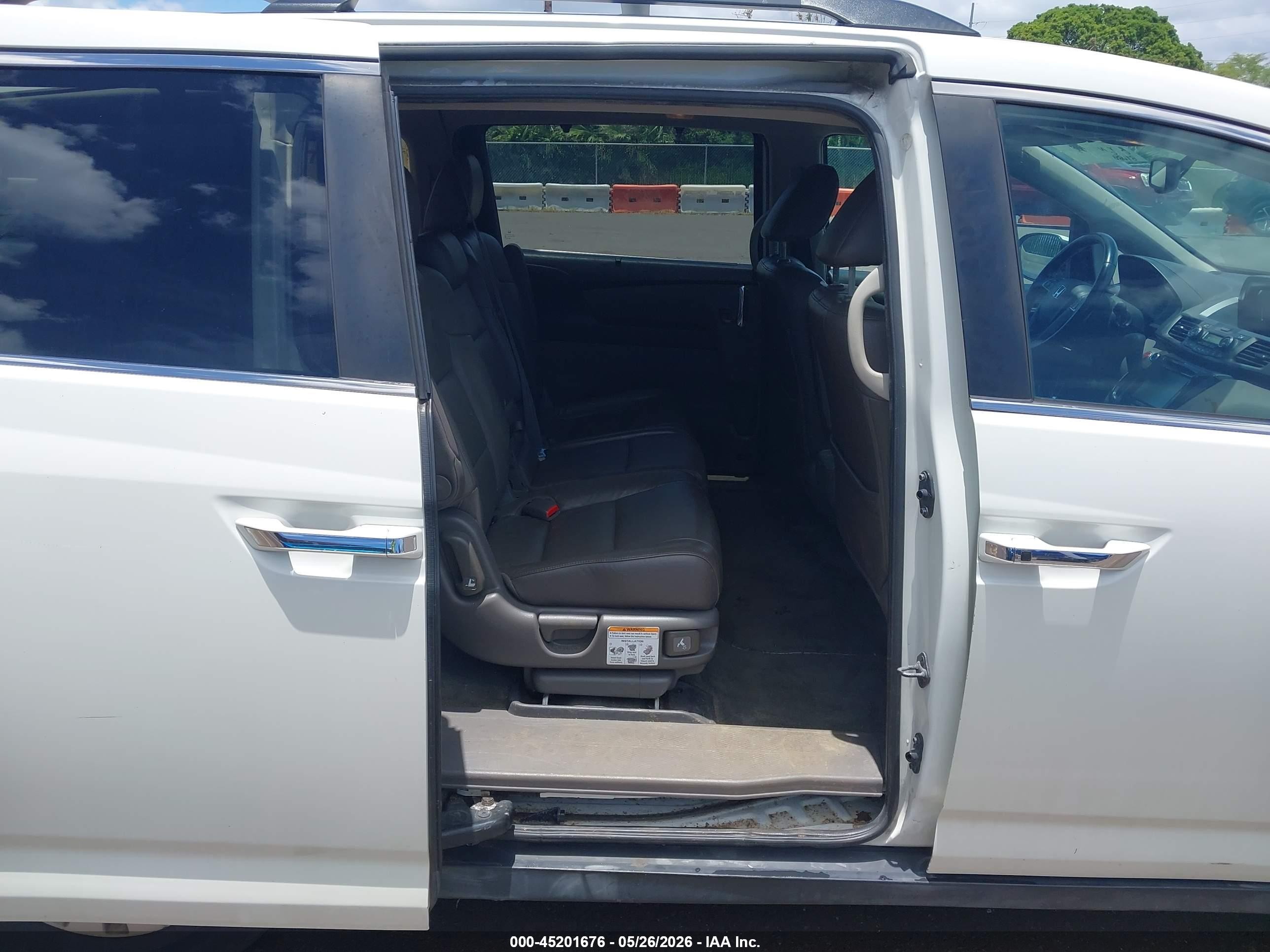 2015 Honda Odyssey Ex-l White vin: 5FNRL5H68FB036288