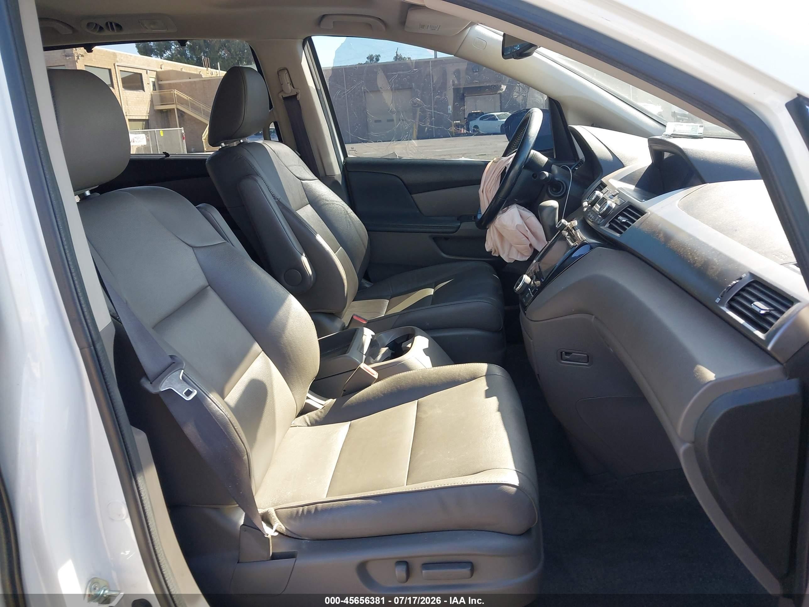 2015 Honda Odyssey Ex-l White vin: 5FNRL5H68FB099326