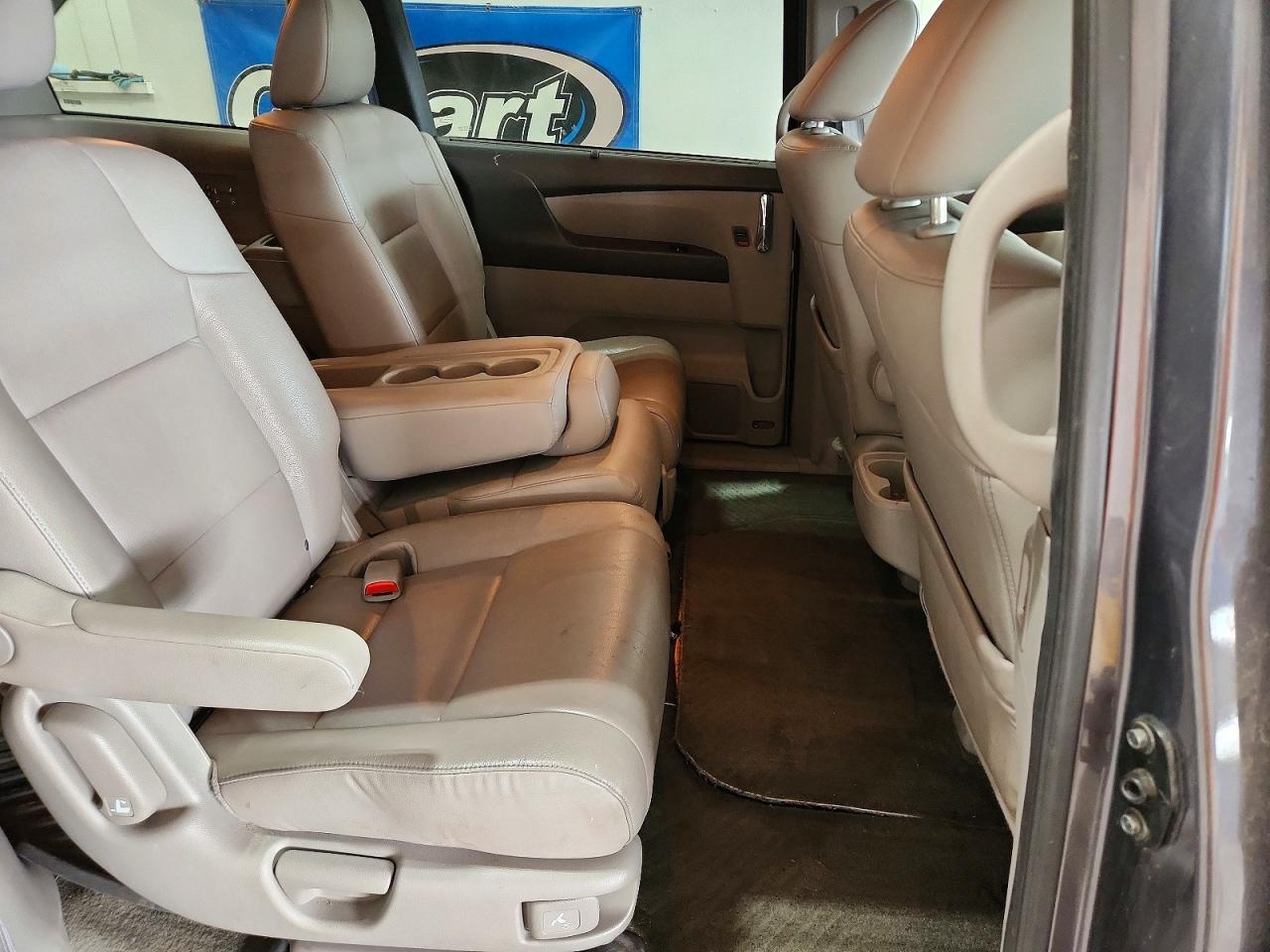 2016 Honda Odyssey Exl Серый vin: 5FNRL5H68GB038172