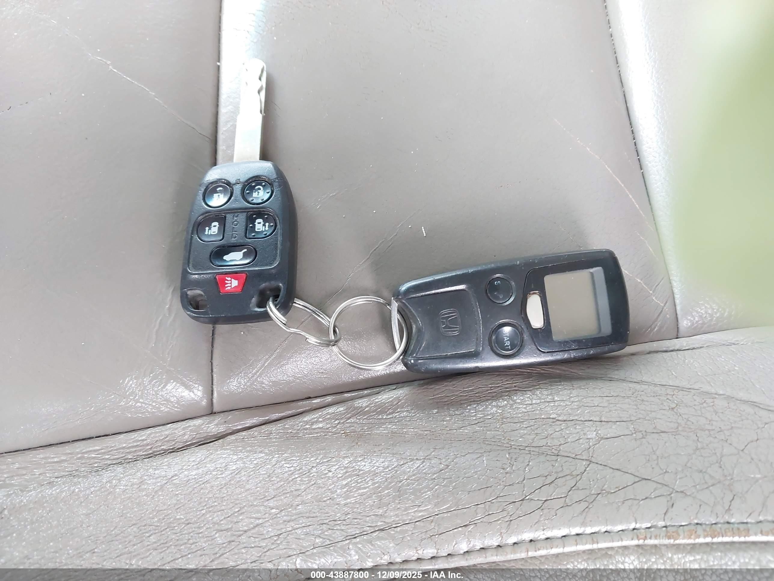 2011 Honda Odyssey Ex-l Maroon vin: 5FNRL5H69BB041302