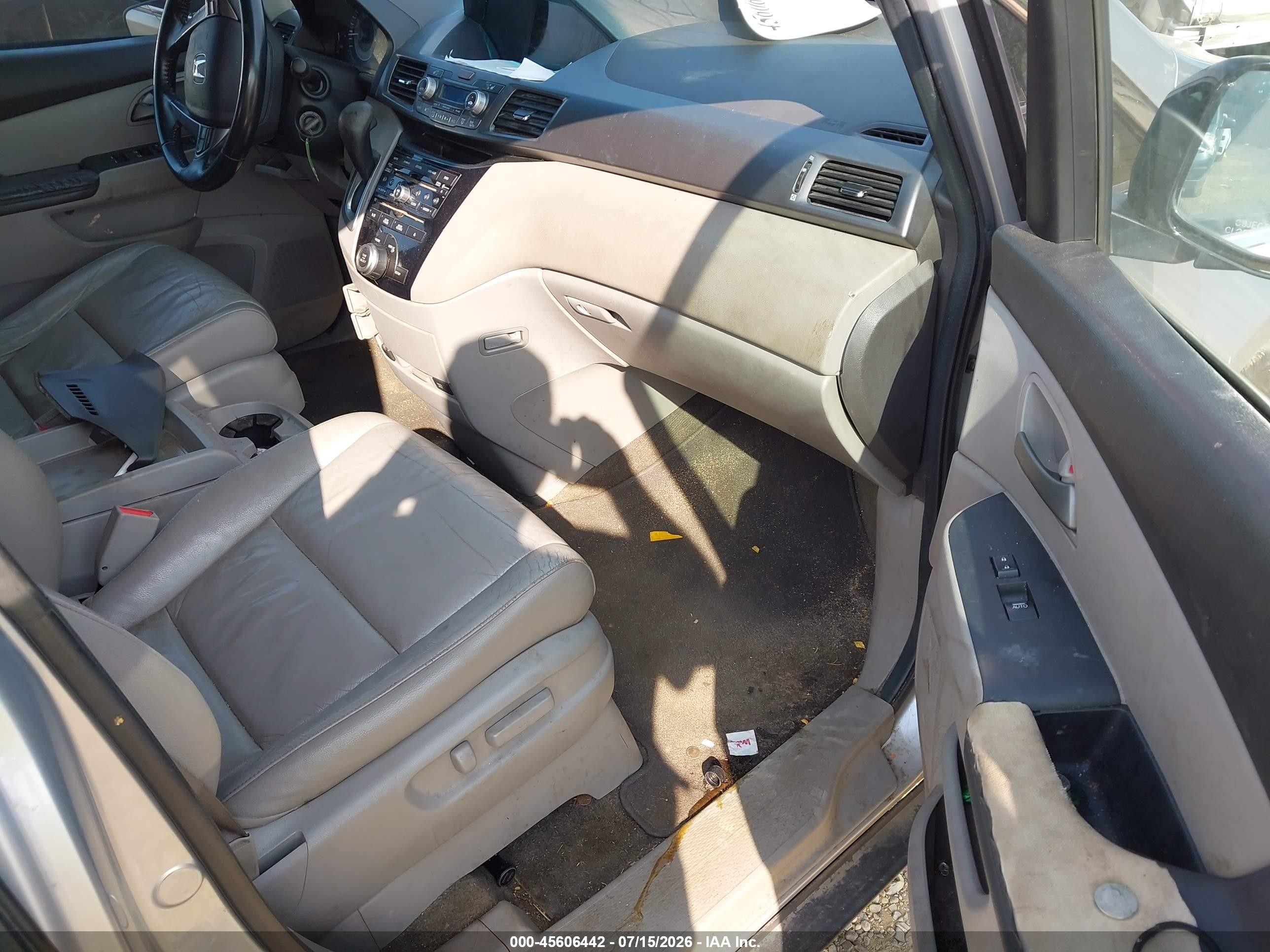 2011 Honda Odyssey Ex-l Серебряный vin: 5FNRL5H69BB042403
