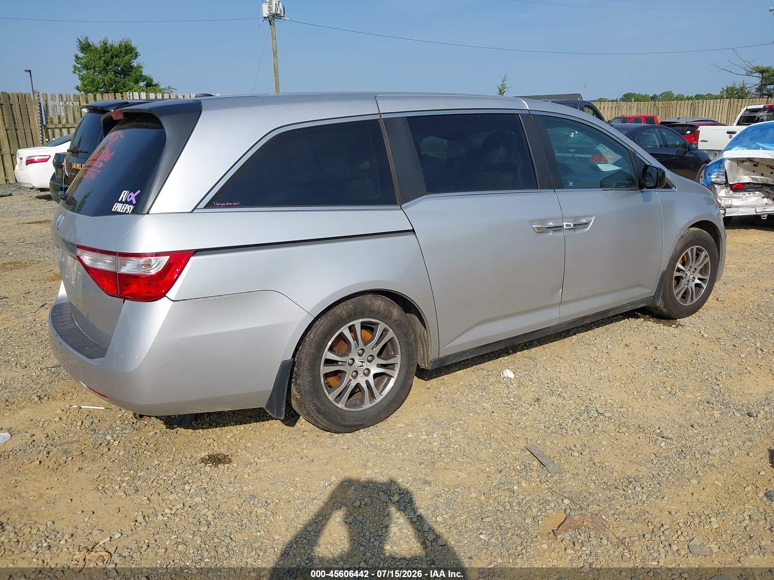 2011 Honda Odyssey Ex-l Серебряный vin: 5FNRL5H69BB042403