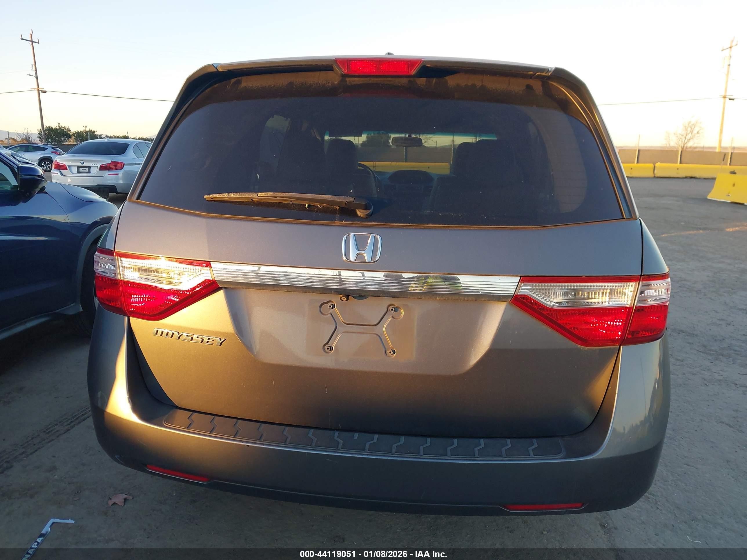2012 Honda Odyssey Ex-l Серый vin: 5FNRL5H69CB100530