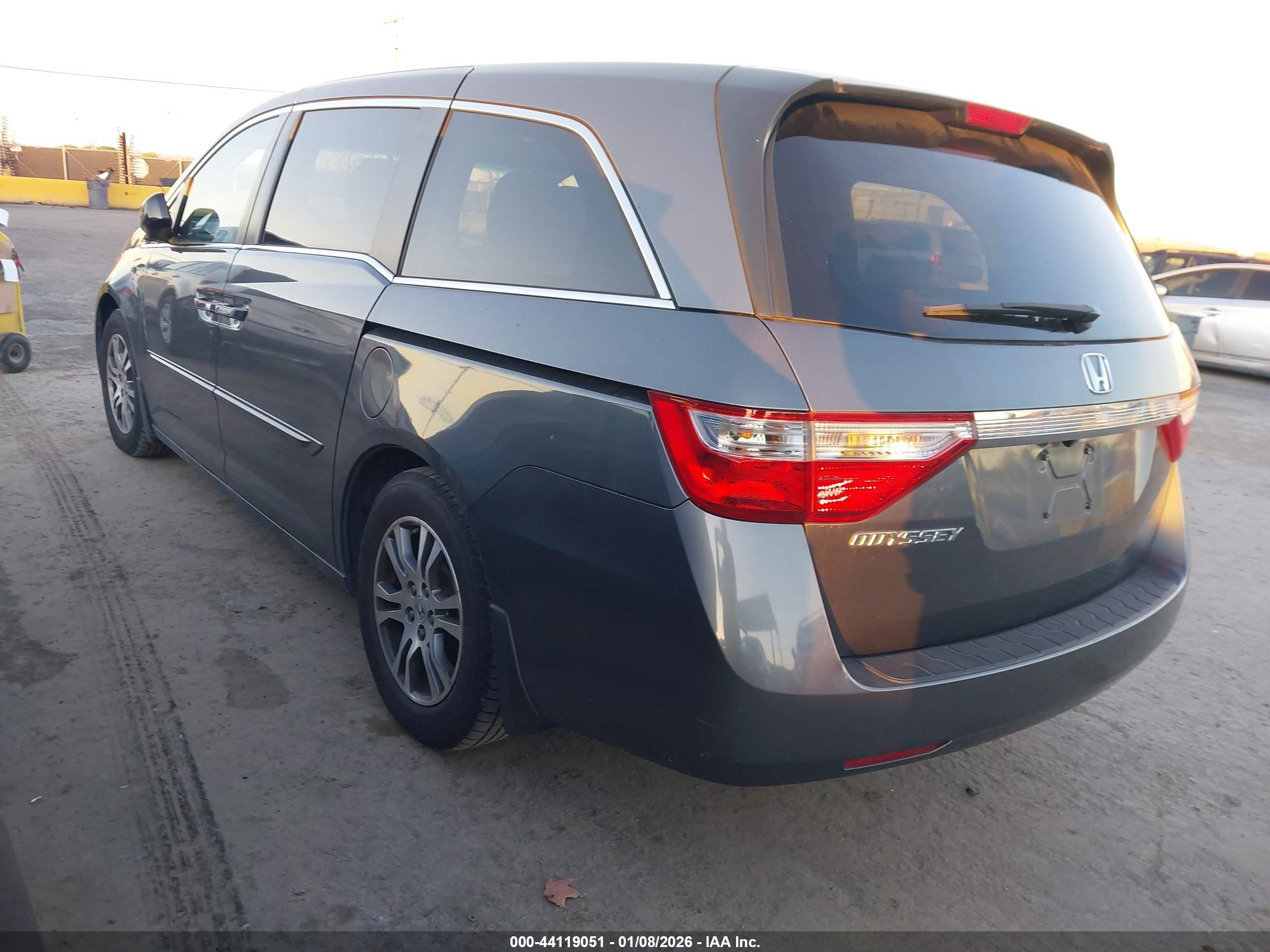 2012 Honda Odyssey Ex-l Серый vin: 5FNRL5H69CB100530