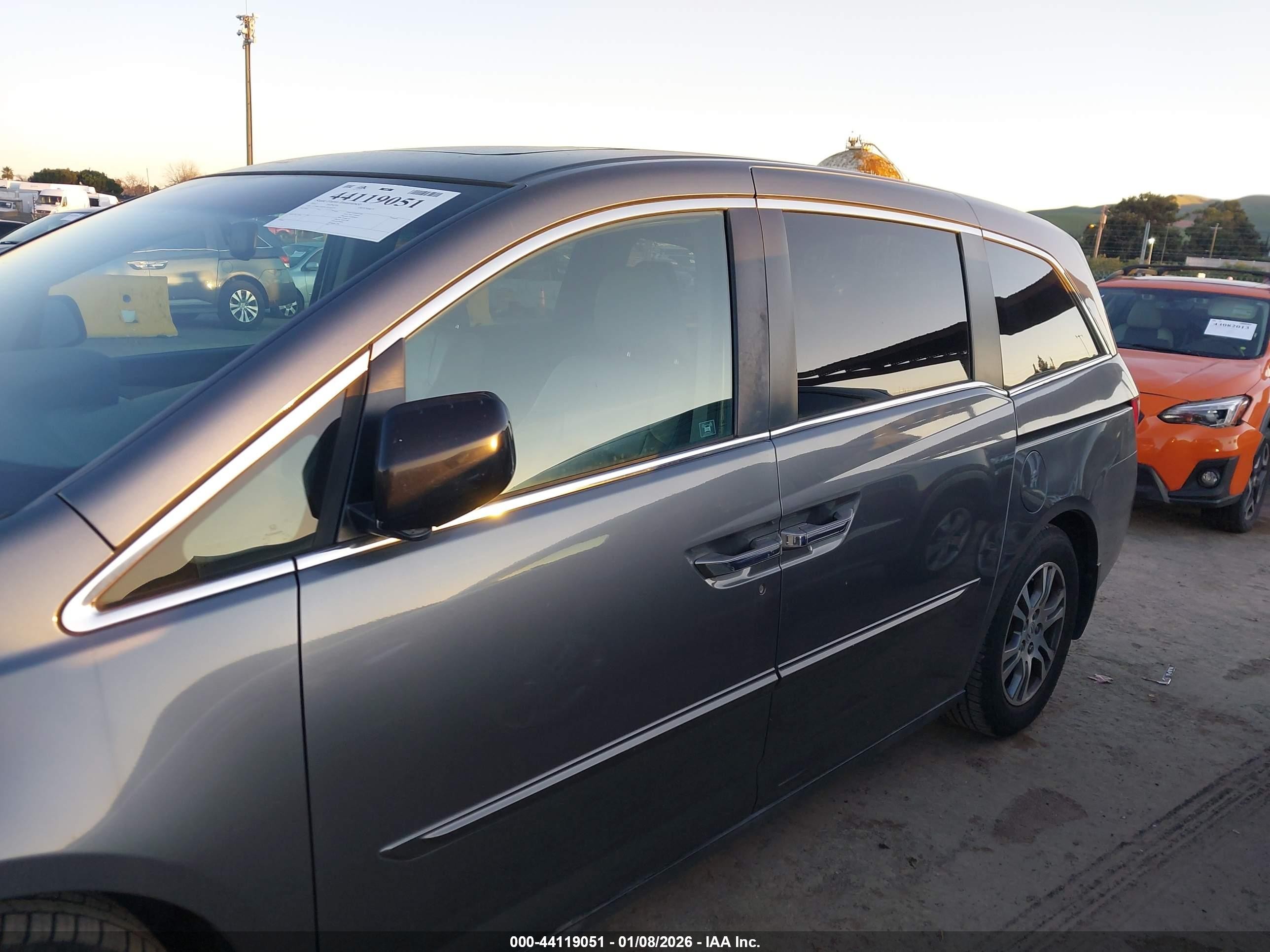 2012 Honda Odyssey Ex-l Серый vin: 5FNRL5H69CB100530