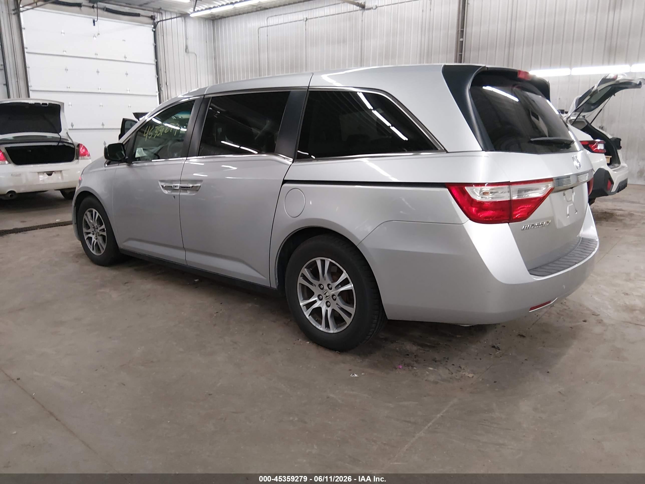 2012 Honda Odyssey Ex-l Silver vin: 5FNRL5H69CB124231