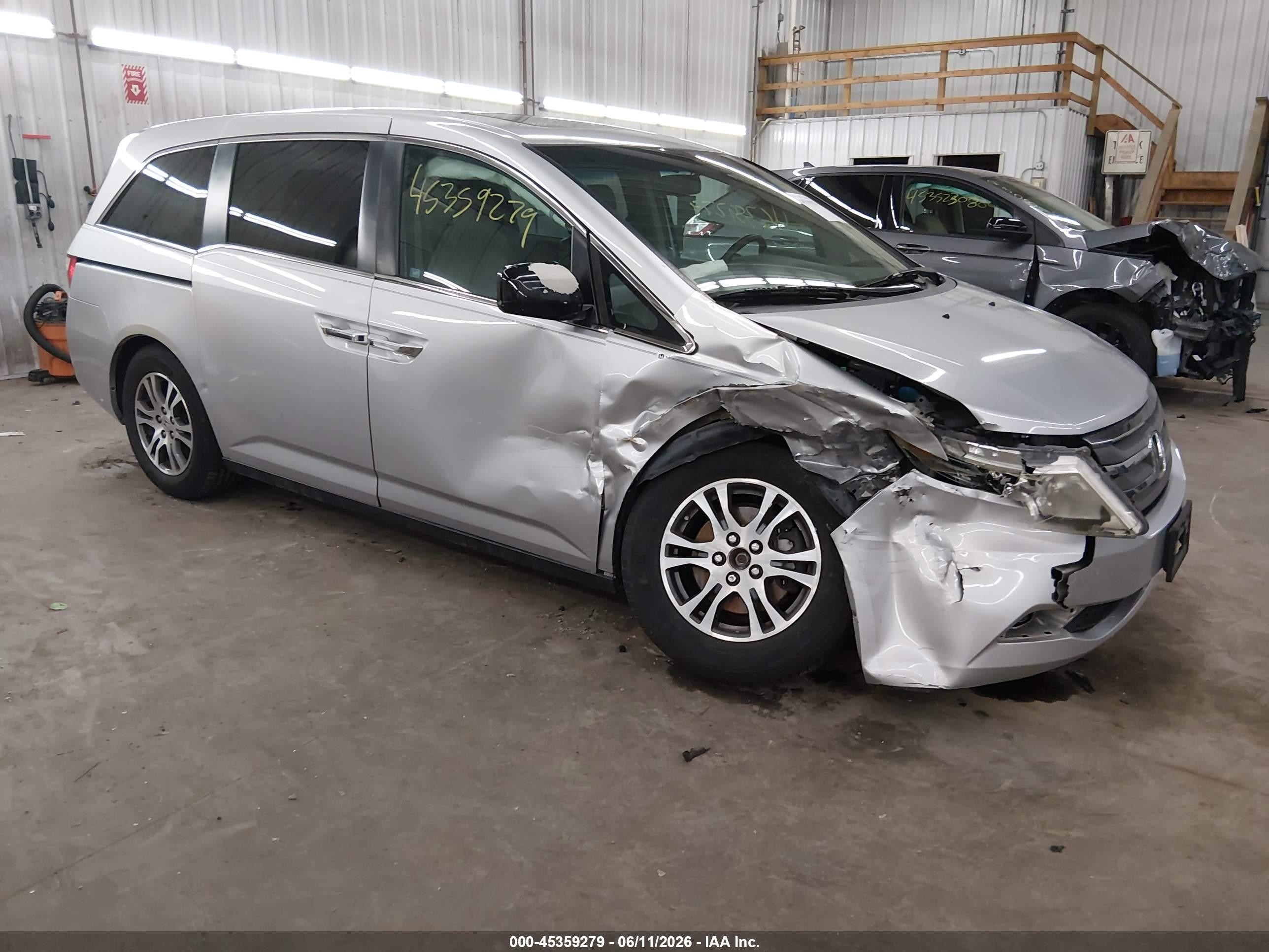 2012 Honda Odyssey Ex-l Silver vin: 5FNRL5H69CB124231