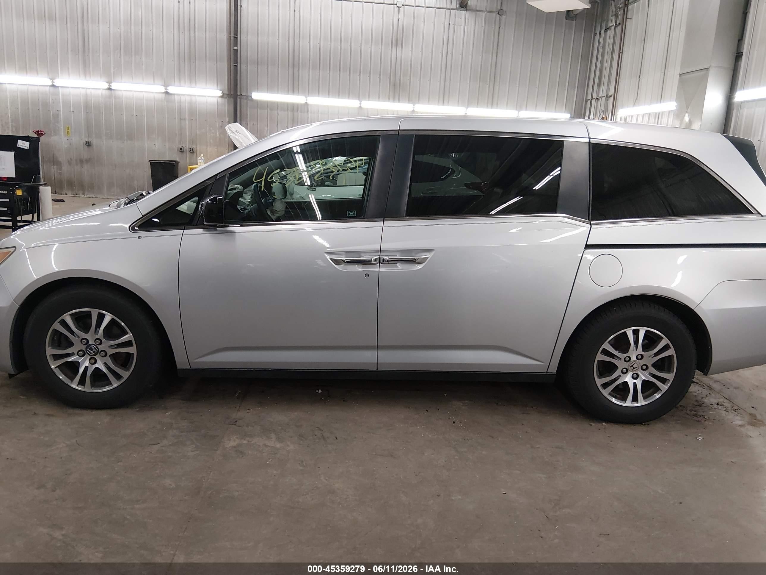 2012 Honda Odyssey Ex-l Silver vin: 5FNRL5H69CB124231