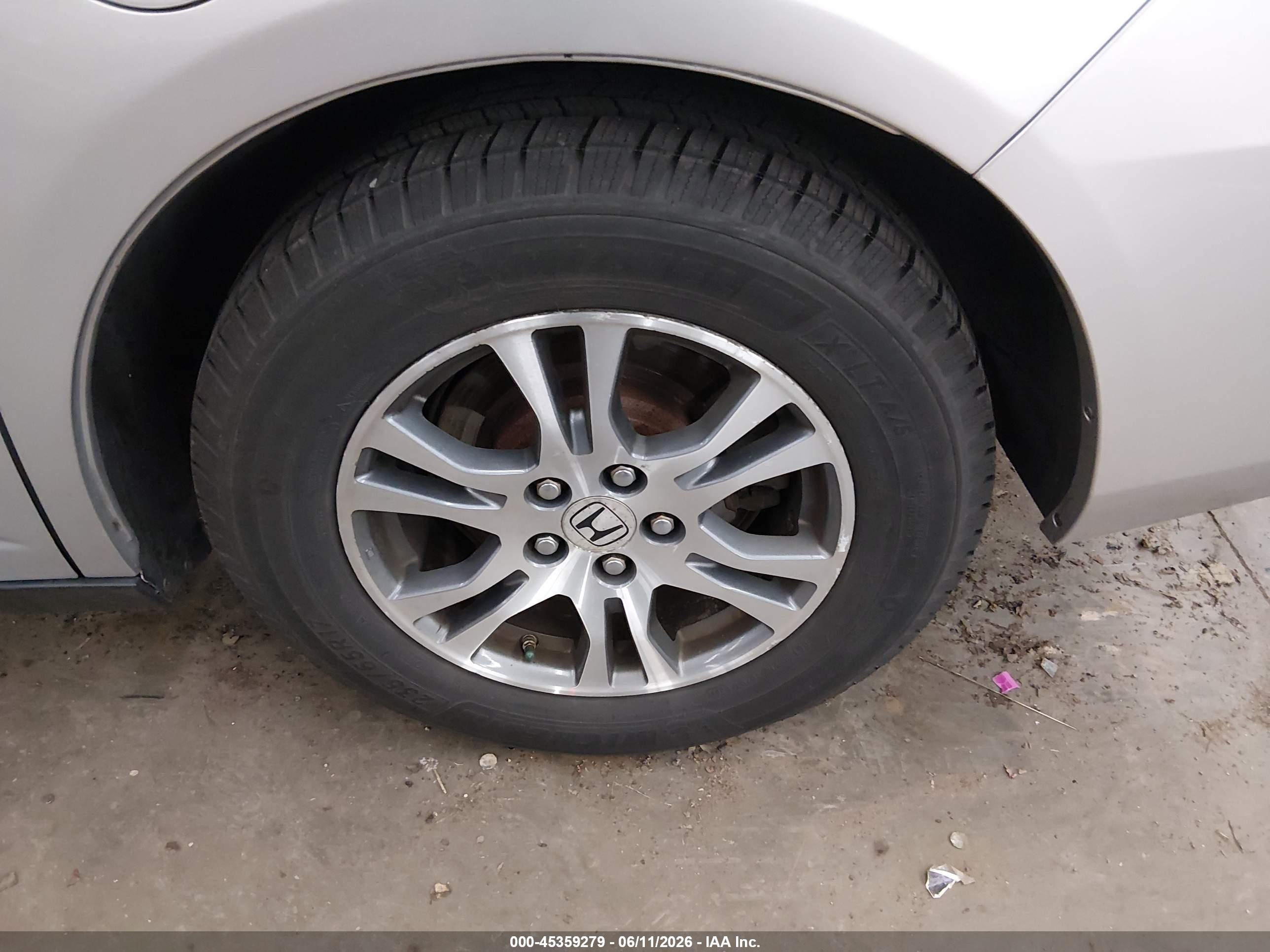 2012 Honda Odyssey Ex-l Silver vin: 5FNRL5H69CB124231
