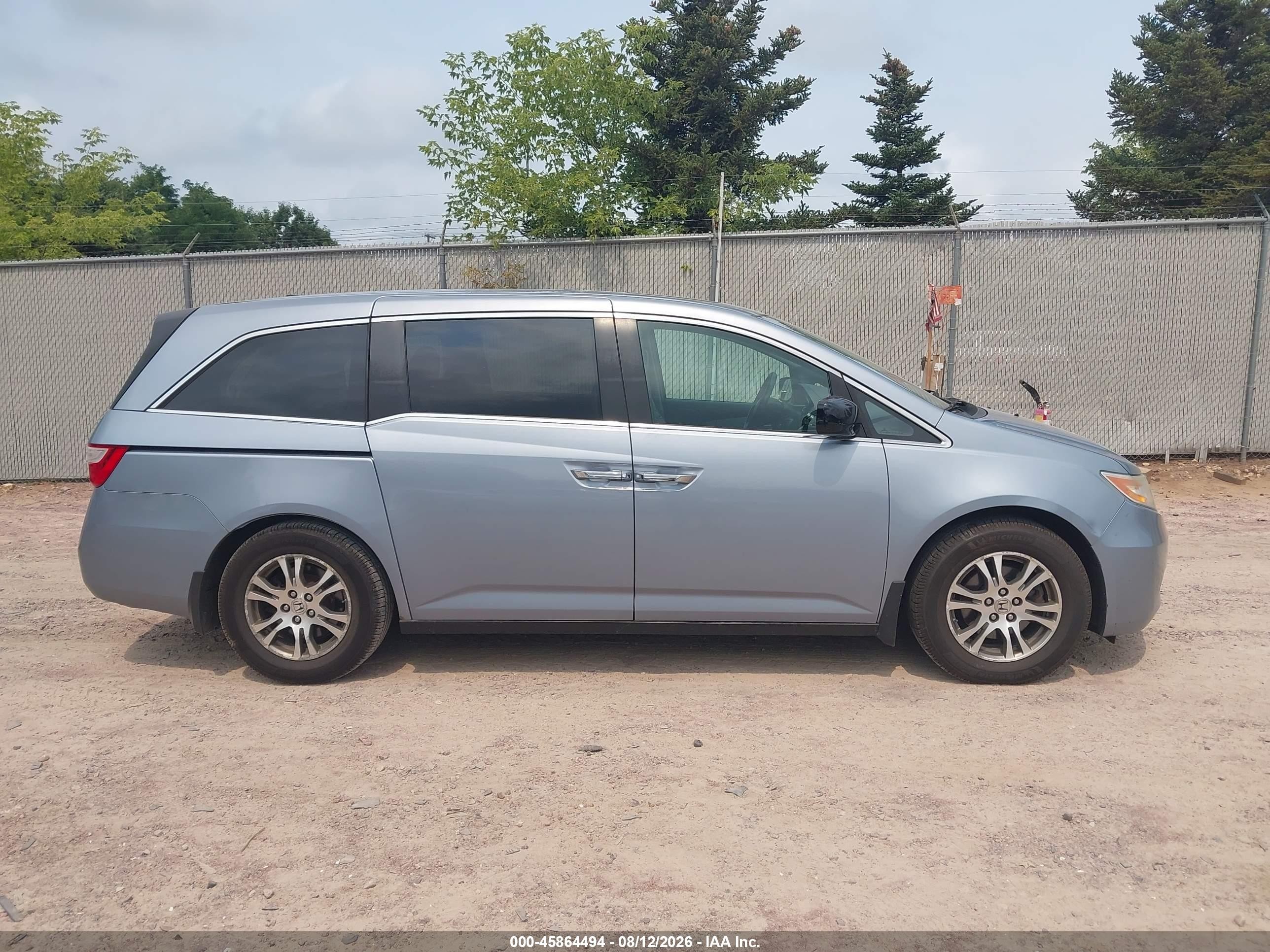 2013 Honda Odyssey Ex-l Light Blue vin: 5FNRL5H69DB001093
