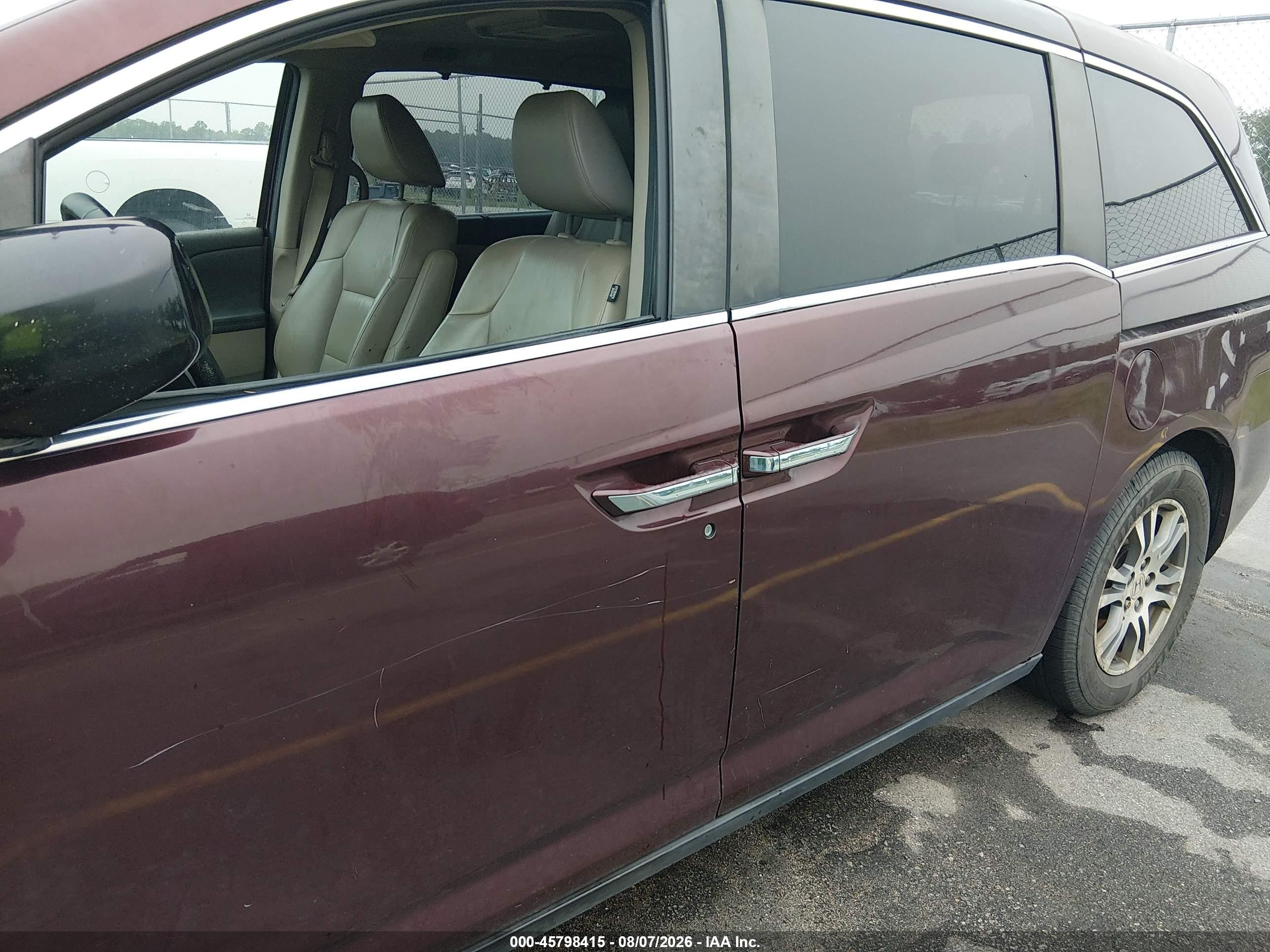 2013 Honda Odyssey Ex-l Red vin: 5FNRL5H69DB017357