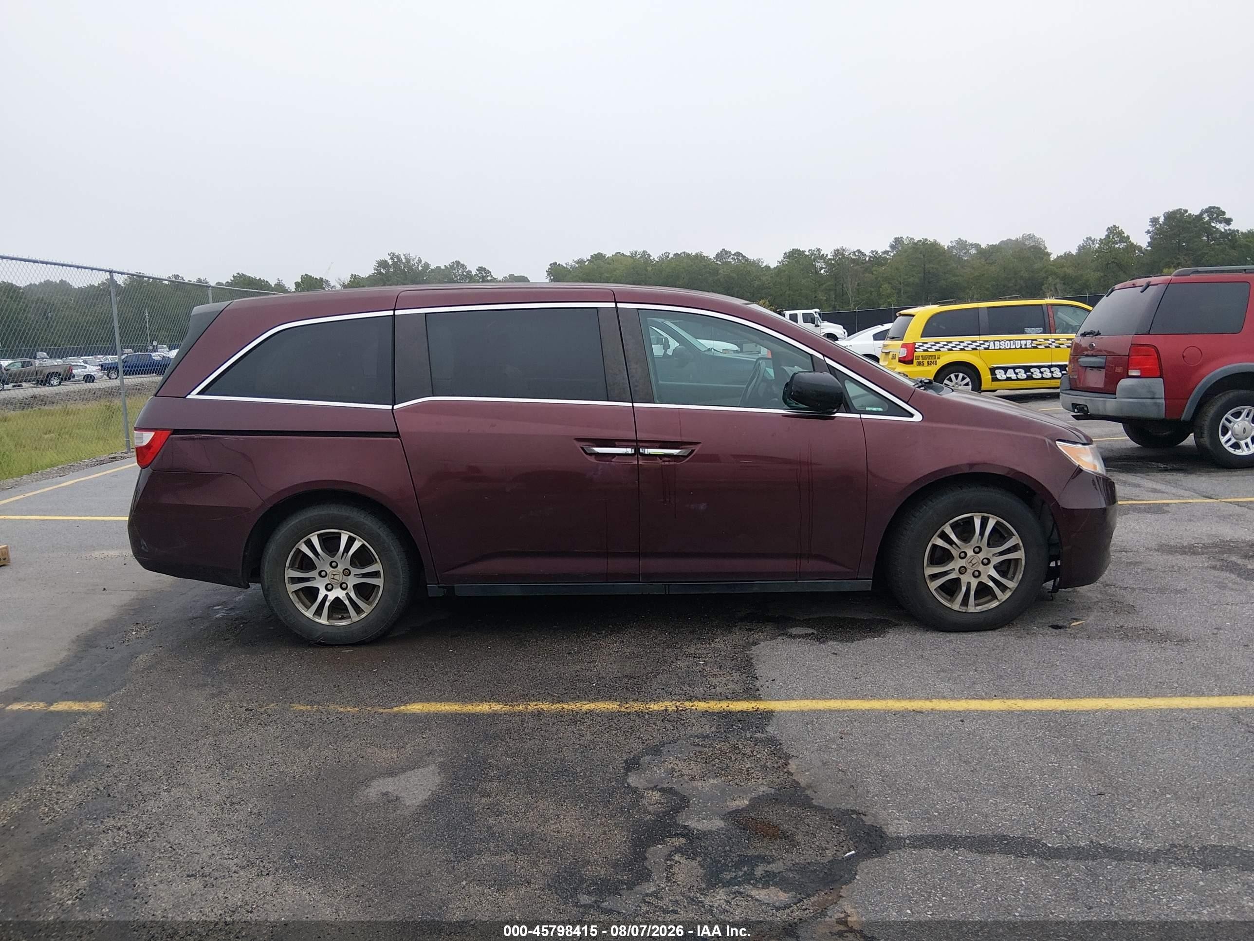 2013 Honda Odyssey Ex-l Red vin: 5FNRL5H69DB017357