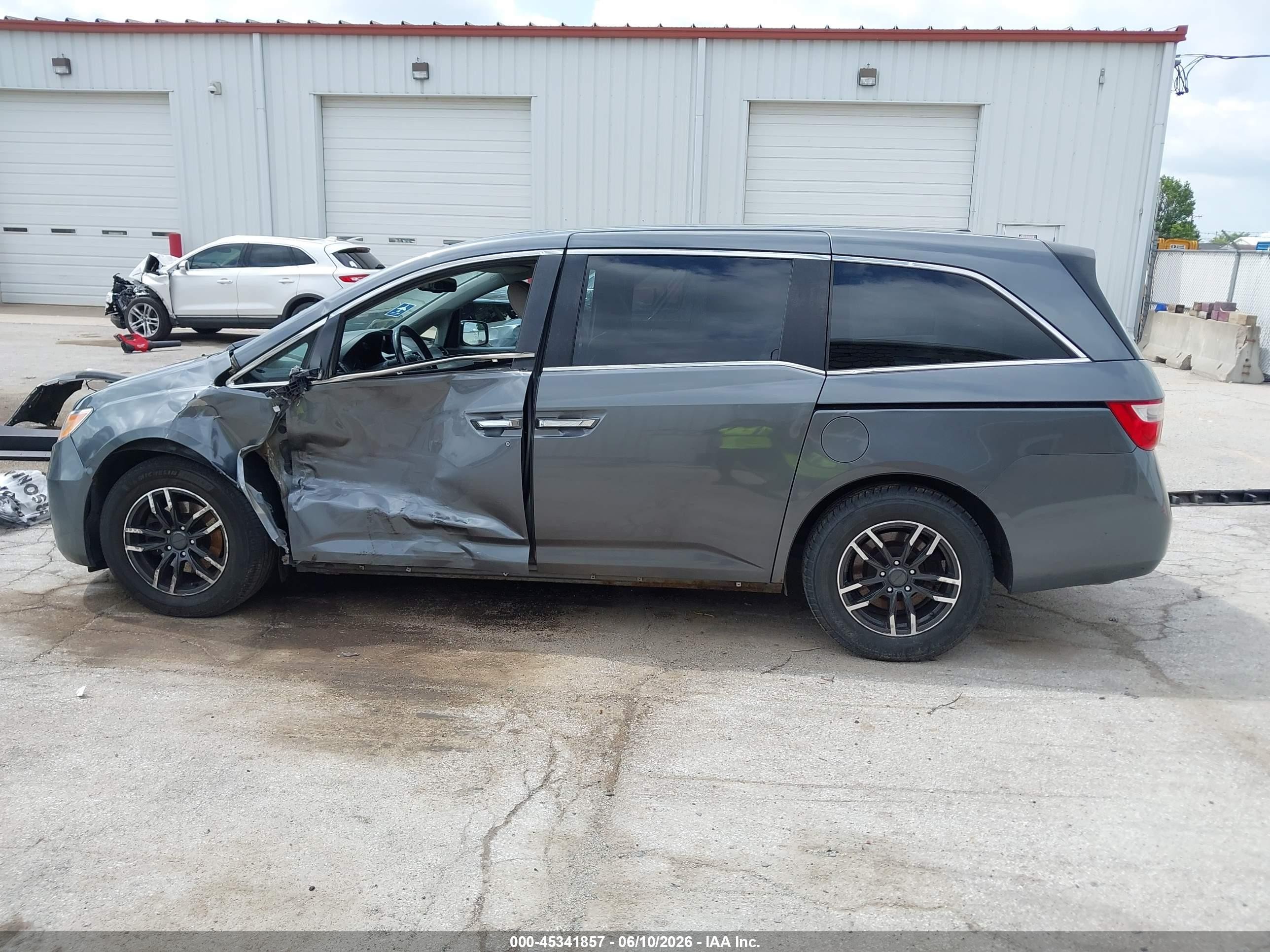 2013 Honda Odyssey Ex-l Gray vin: 5FNRL5H69DB024891