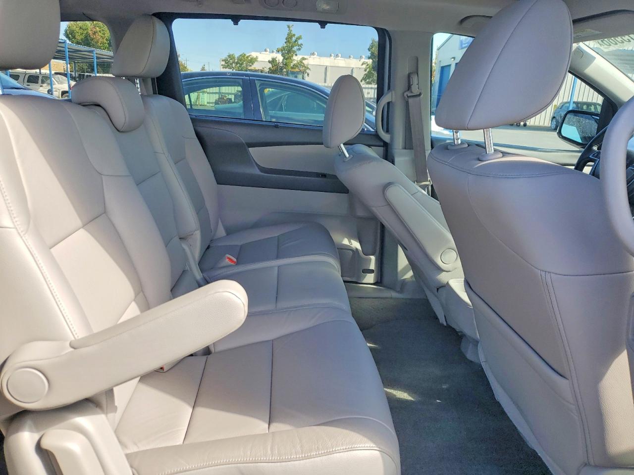 2013 Honda Odyssey Exl Silver vin: 5FNRL5H69DB056465