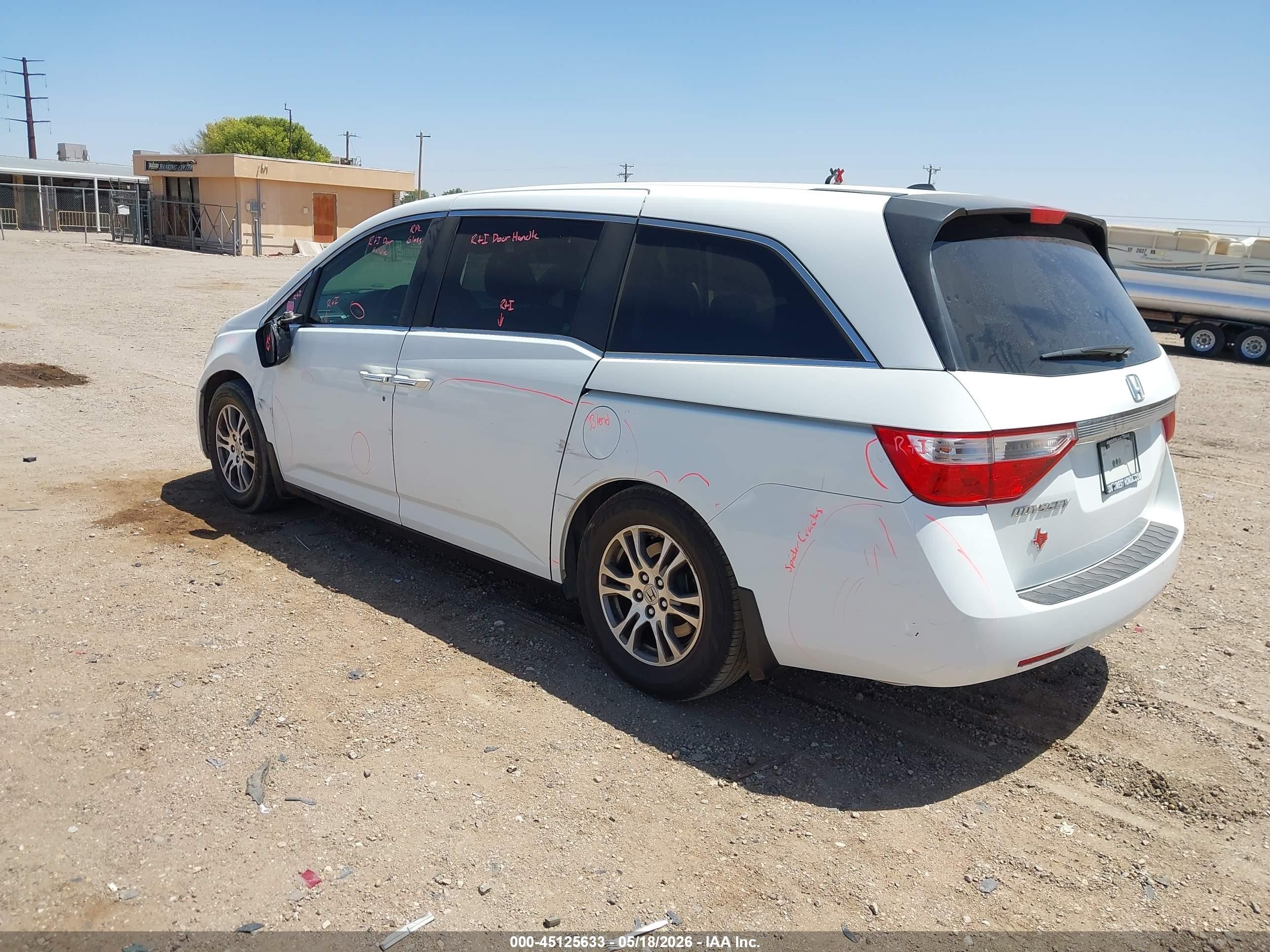 2013 Honda Odyssey Ex-l White vin: 5FNRL5H69DB072388