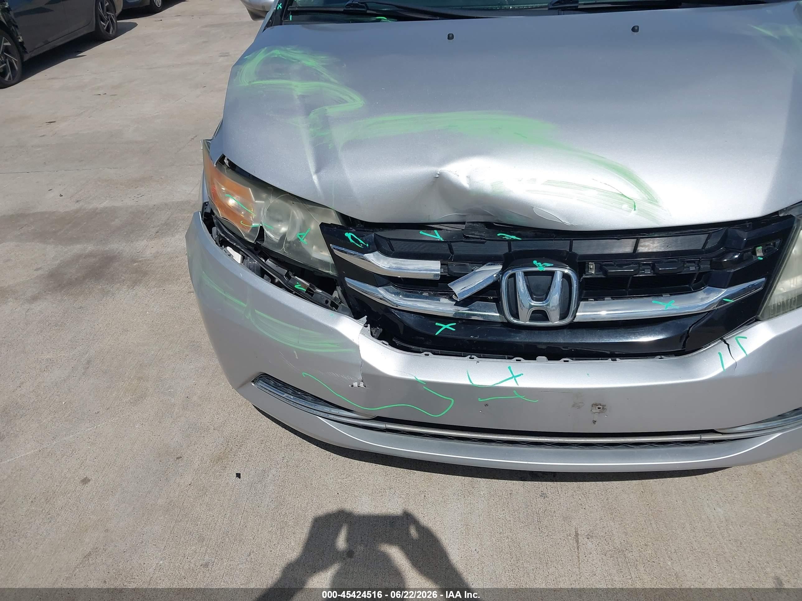 2014 Honda Odyssey Ex-l Silver vin: 5FNRL5H69EB022429