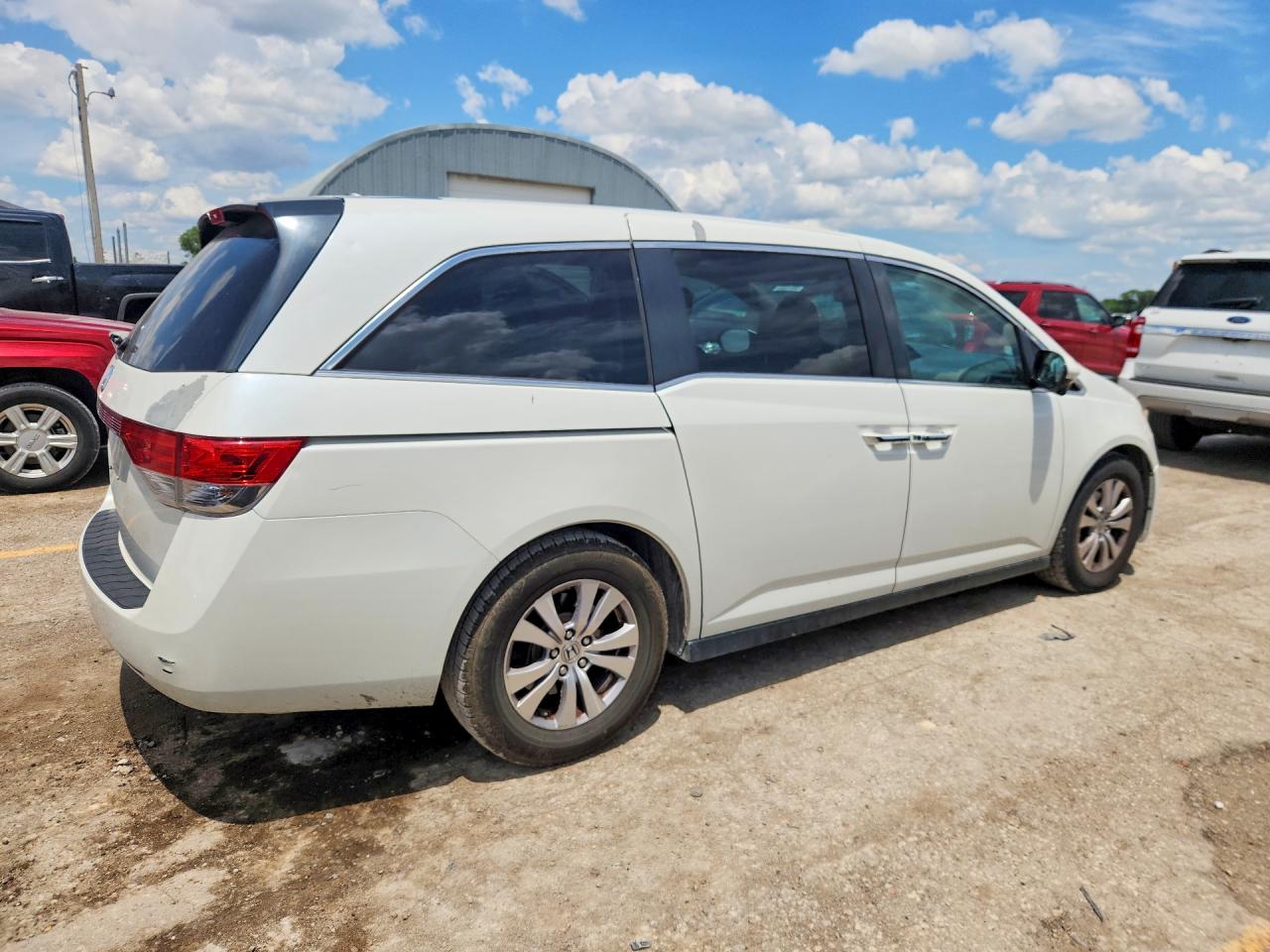 2014 Honda Odyssey Exl White vin: 5FNRL5H69EB105701