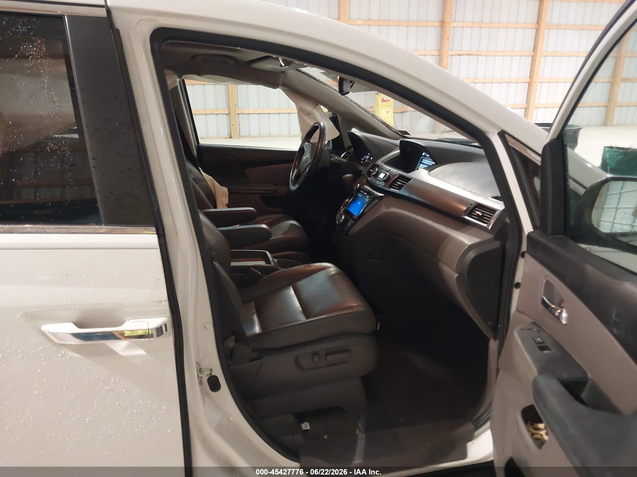 2014 Honda Odyssey Ex-l White vin: 5FNRL5H69EB129044
