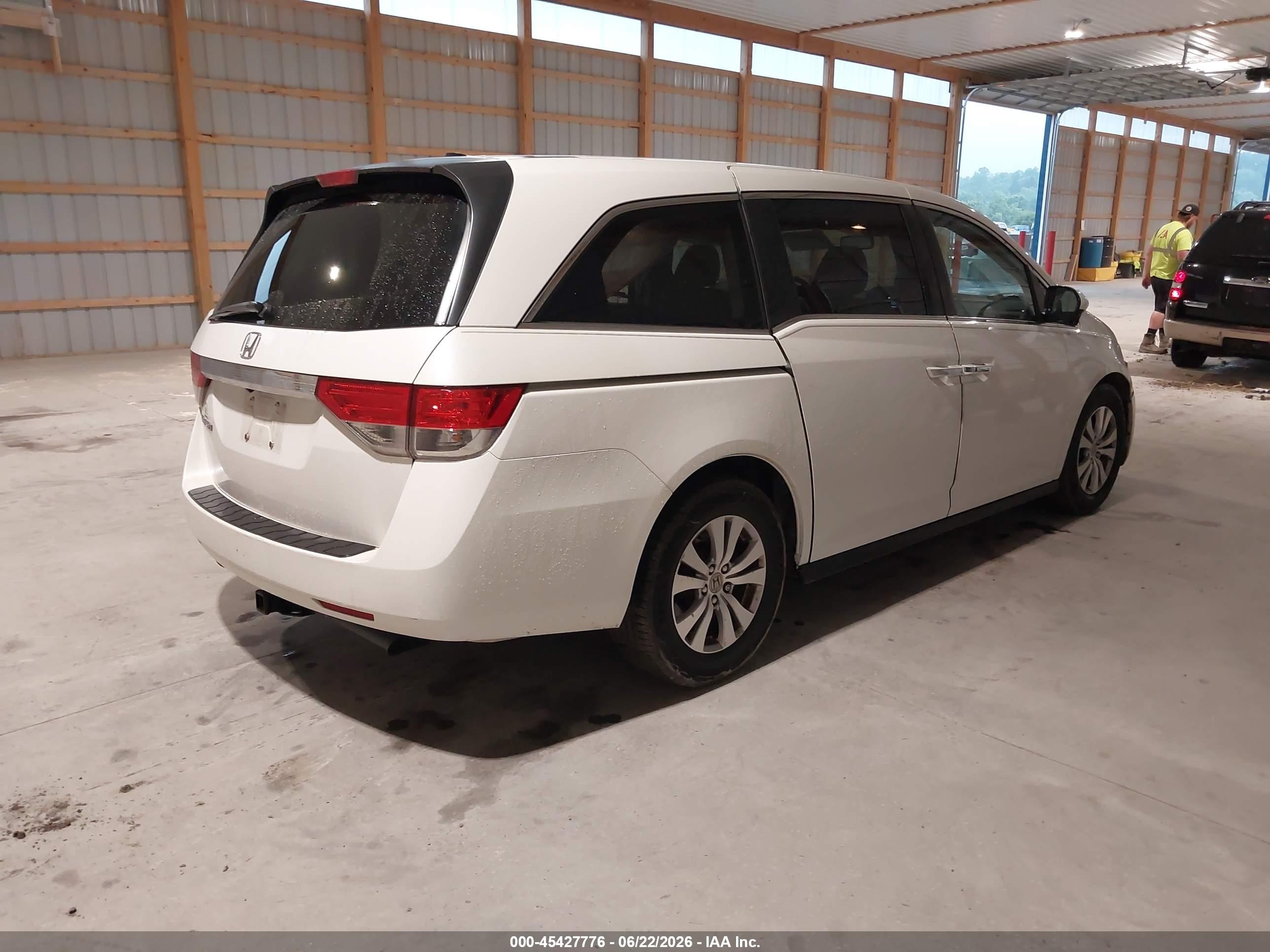 2014 Honda Odyssey Ex-l White vin: 5FNRL5H69EB129044