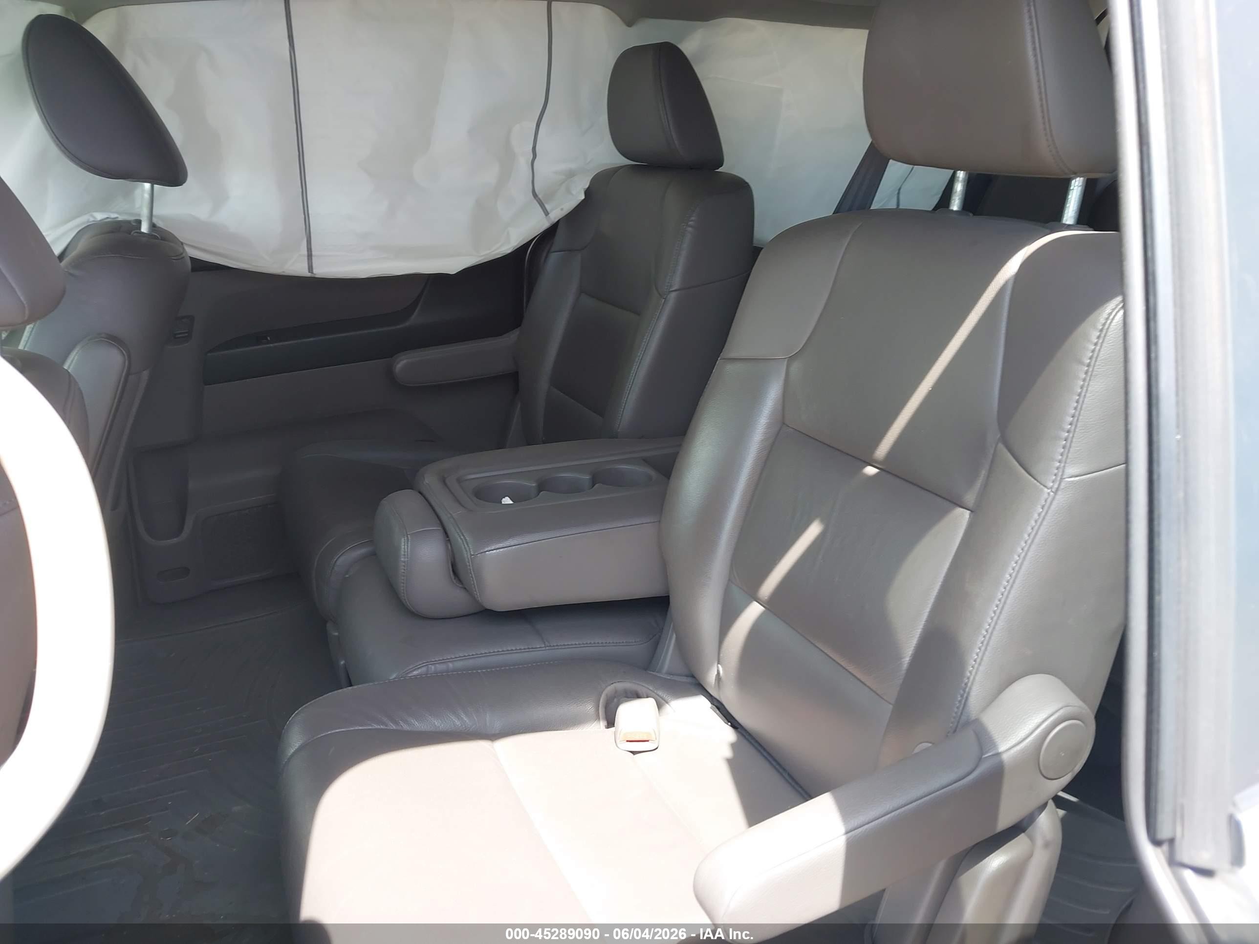 2015 Honda Odyssey Ex-l Silver vin: 5FNRL5H69FB036722