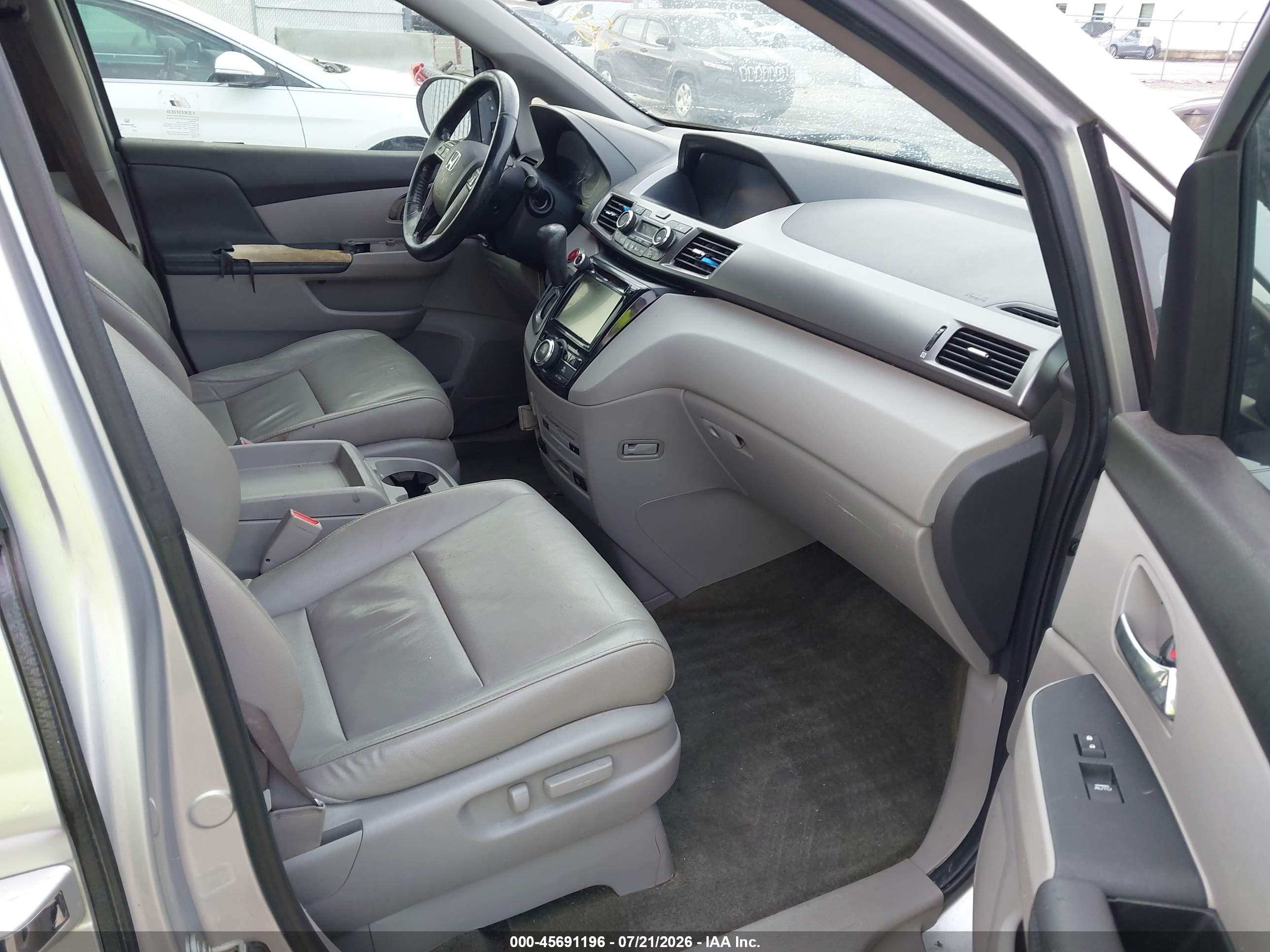 2015 Honda Odyssey Ex-l Серебряный vin: 5FNRL5H69FB046053