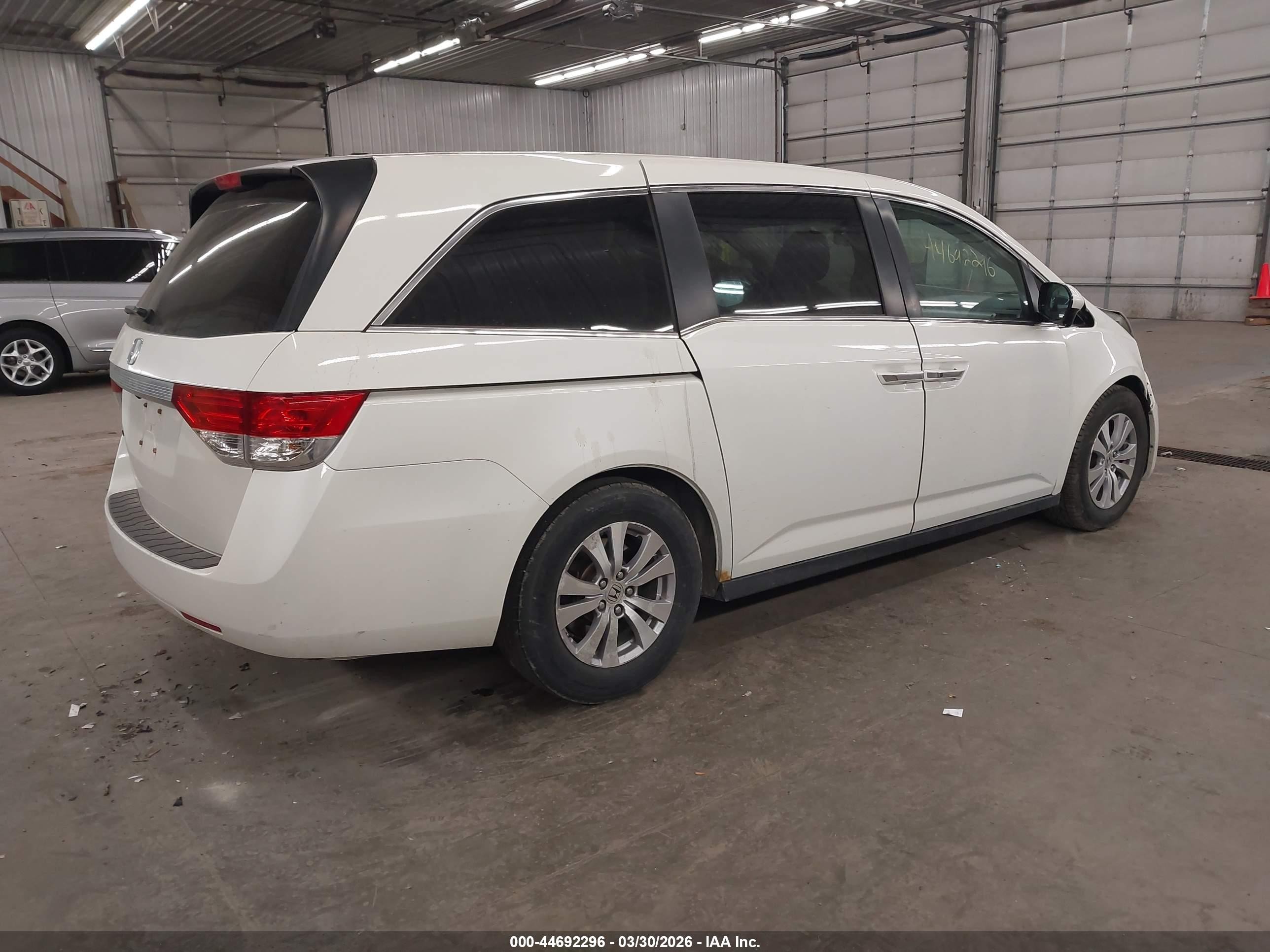 2015 Honda Odyssey Ex-l White vin: 5FNRL5H69FB046800