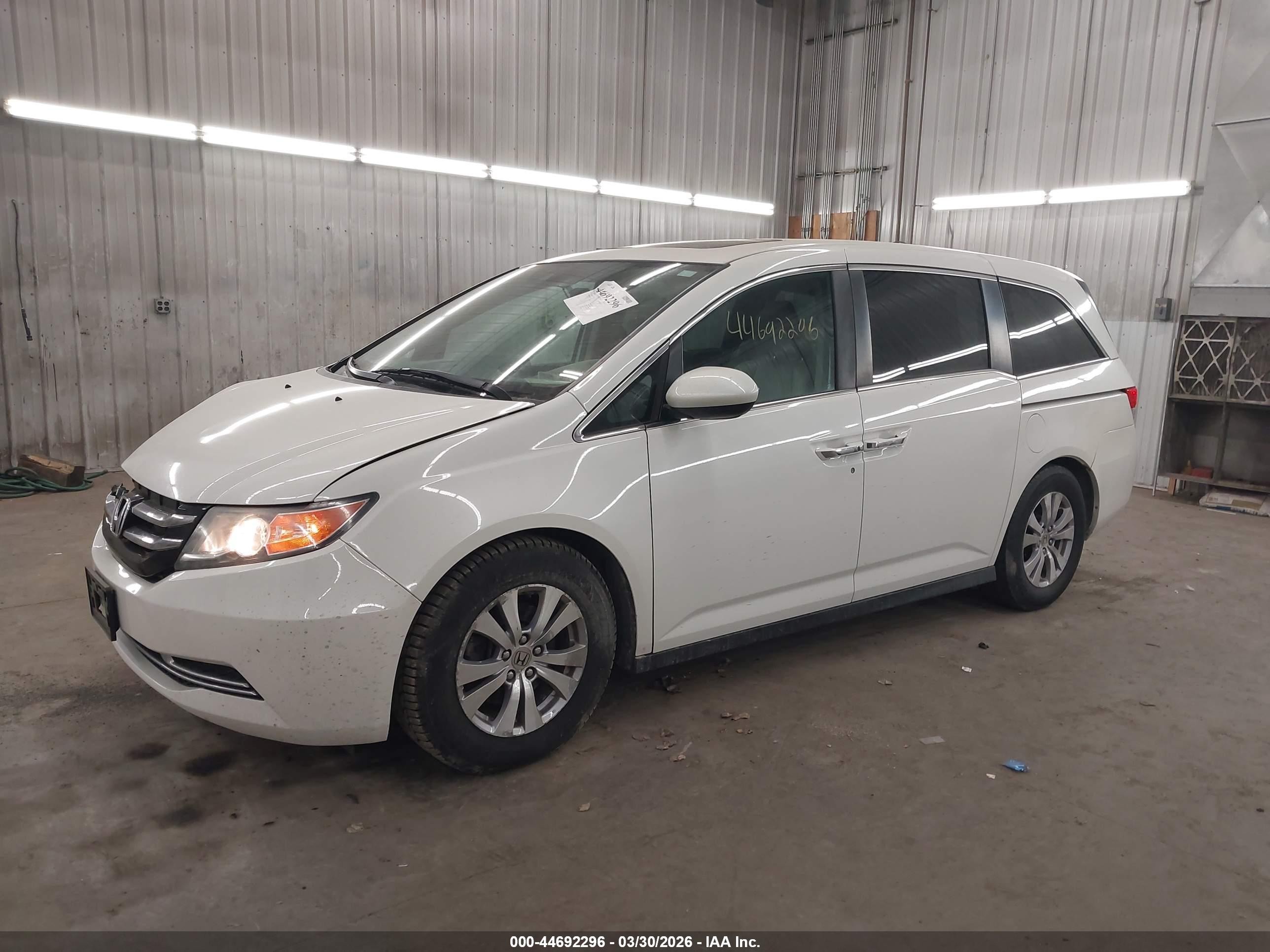 2015 Honda Odyssey Ex-l White vin: 5FNRL5H69FB046800