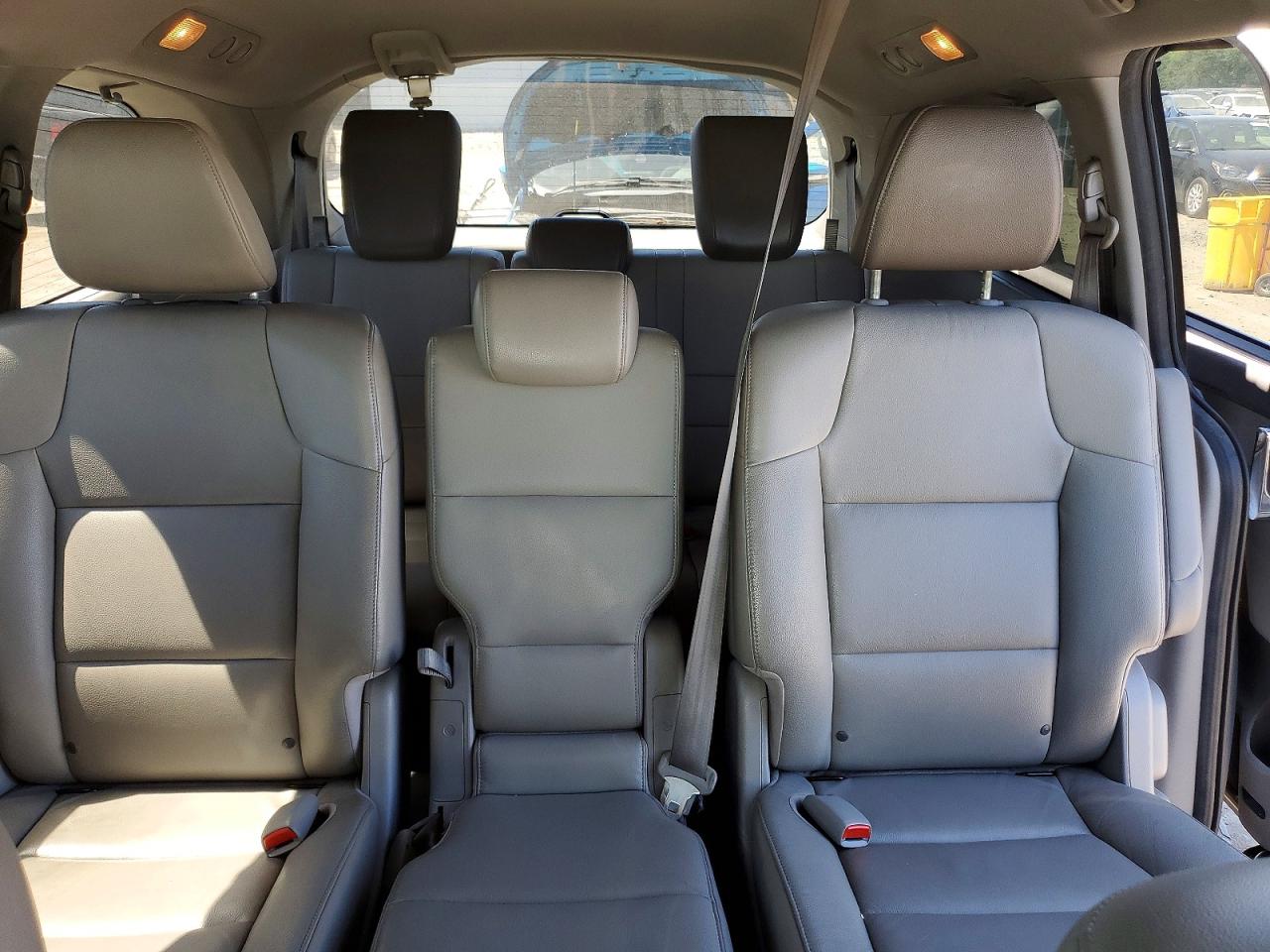 2015 Honda Odyssey Exl Silver vin: 5FNRL5H69FB065086