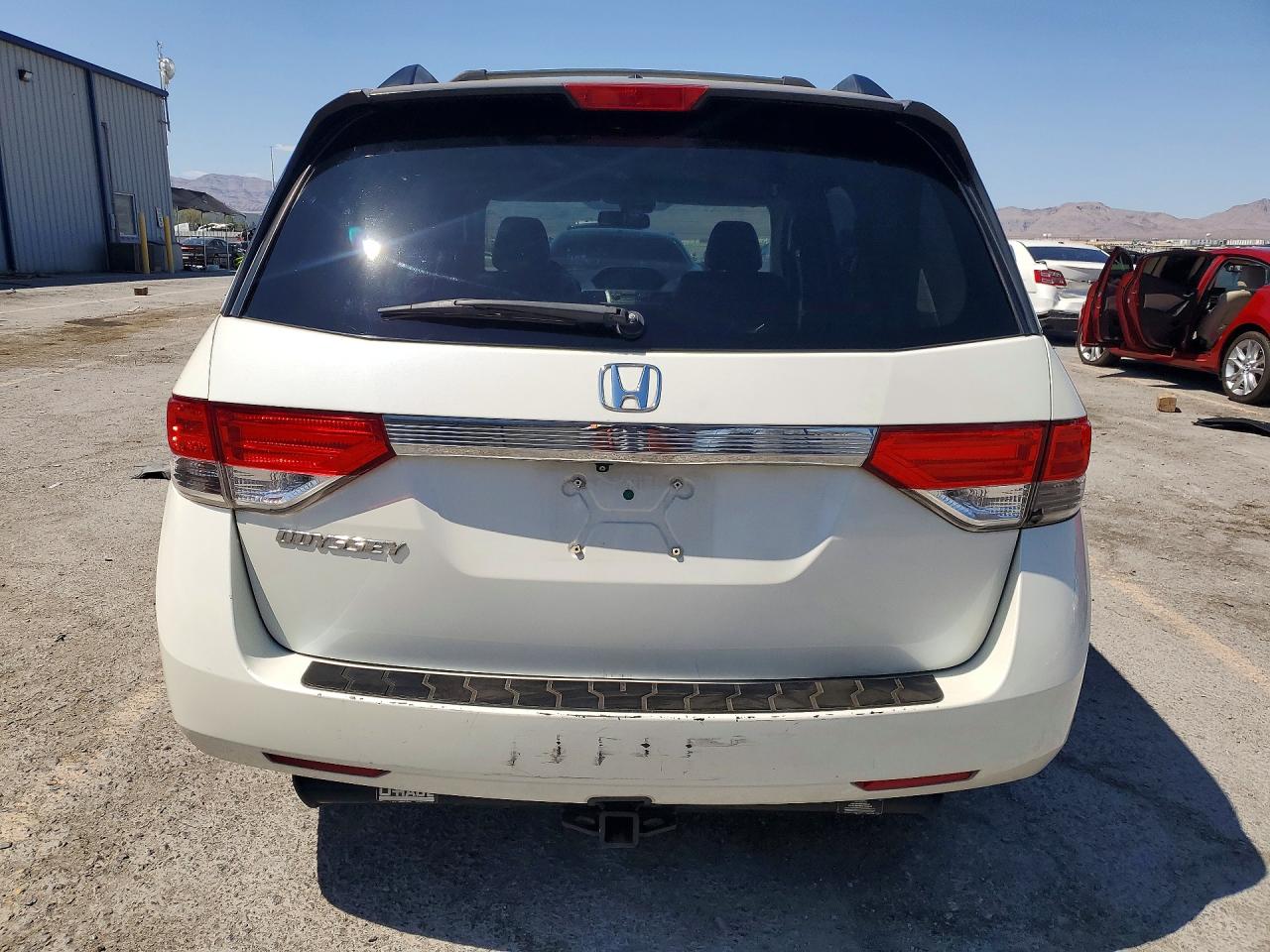 2015 Honda Odyssey Exl White vin: 5FNRL5H69FB085547