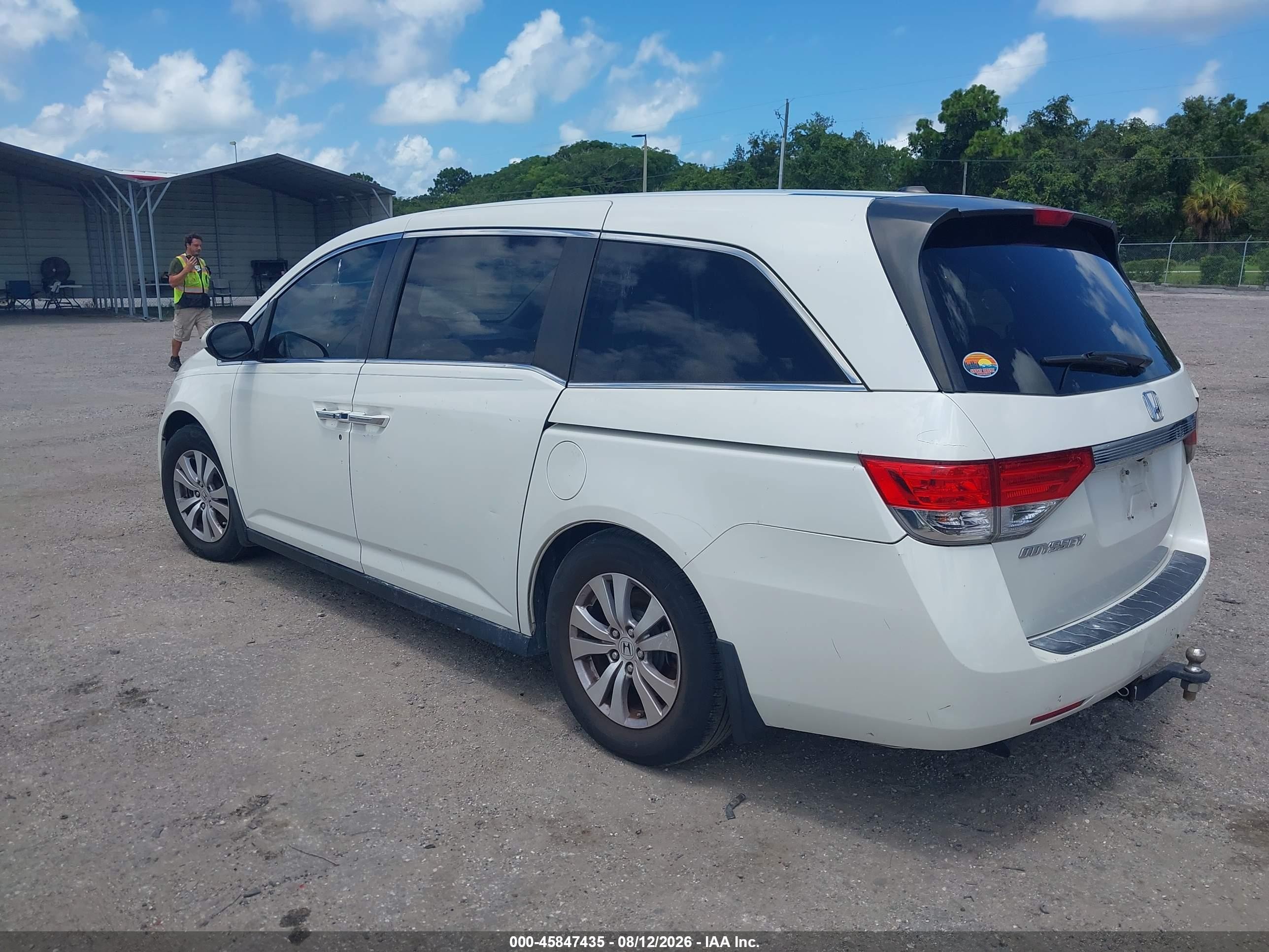 2015 Honda Odyssey Ex-l White vin: 5FNRL5H69FB098458