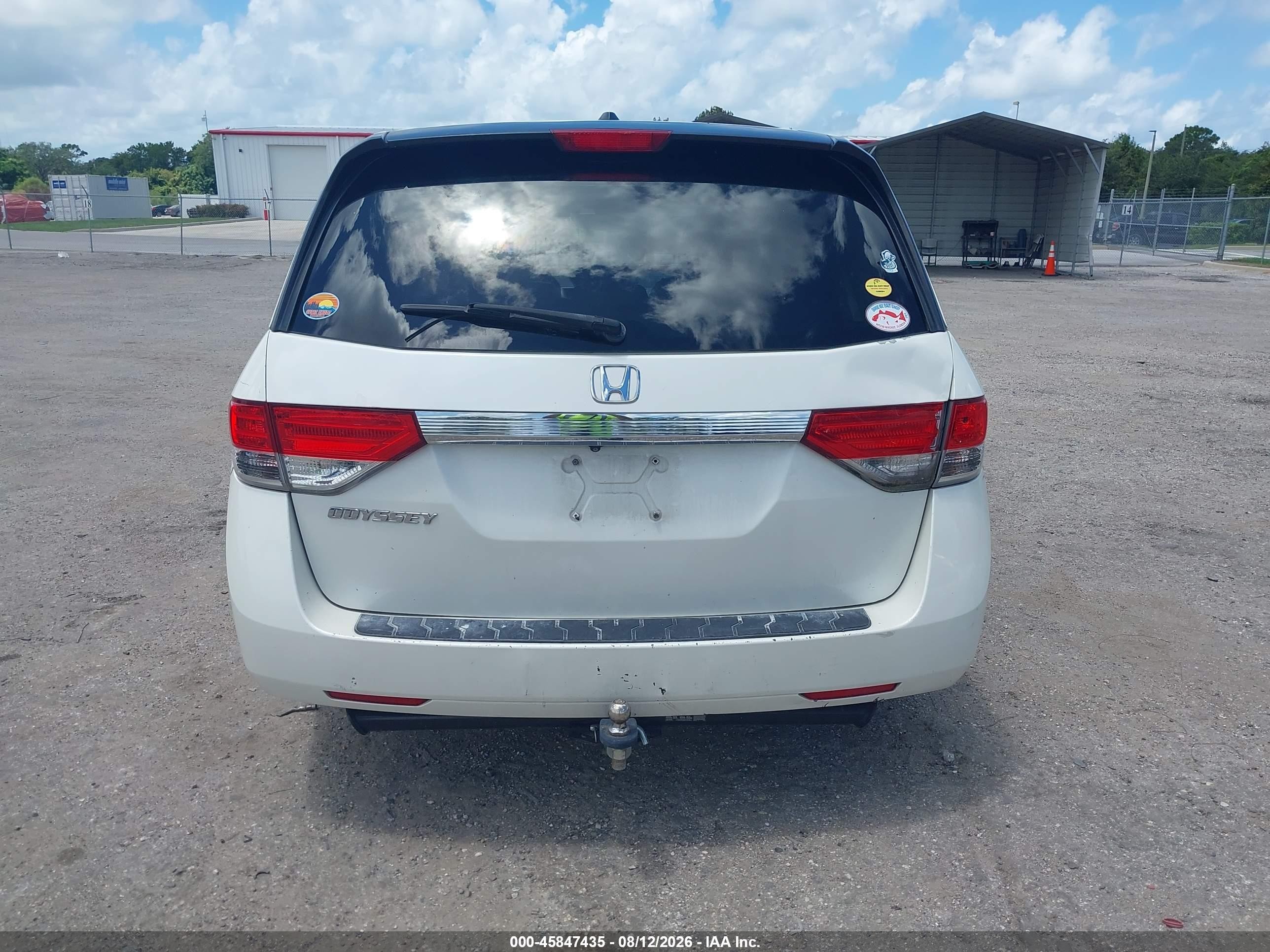 2015 Honda Odyssey Ex-l White vin: 5FNRL5H69FB098458