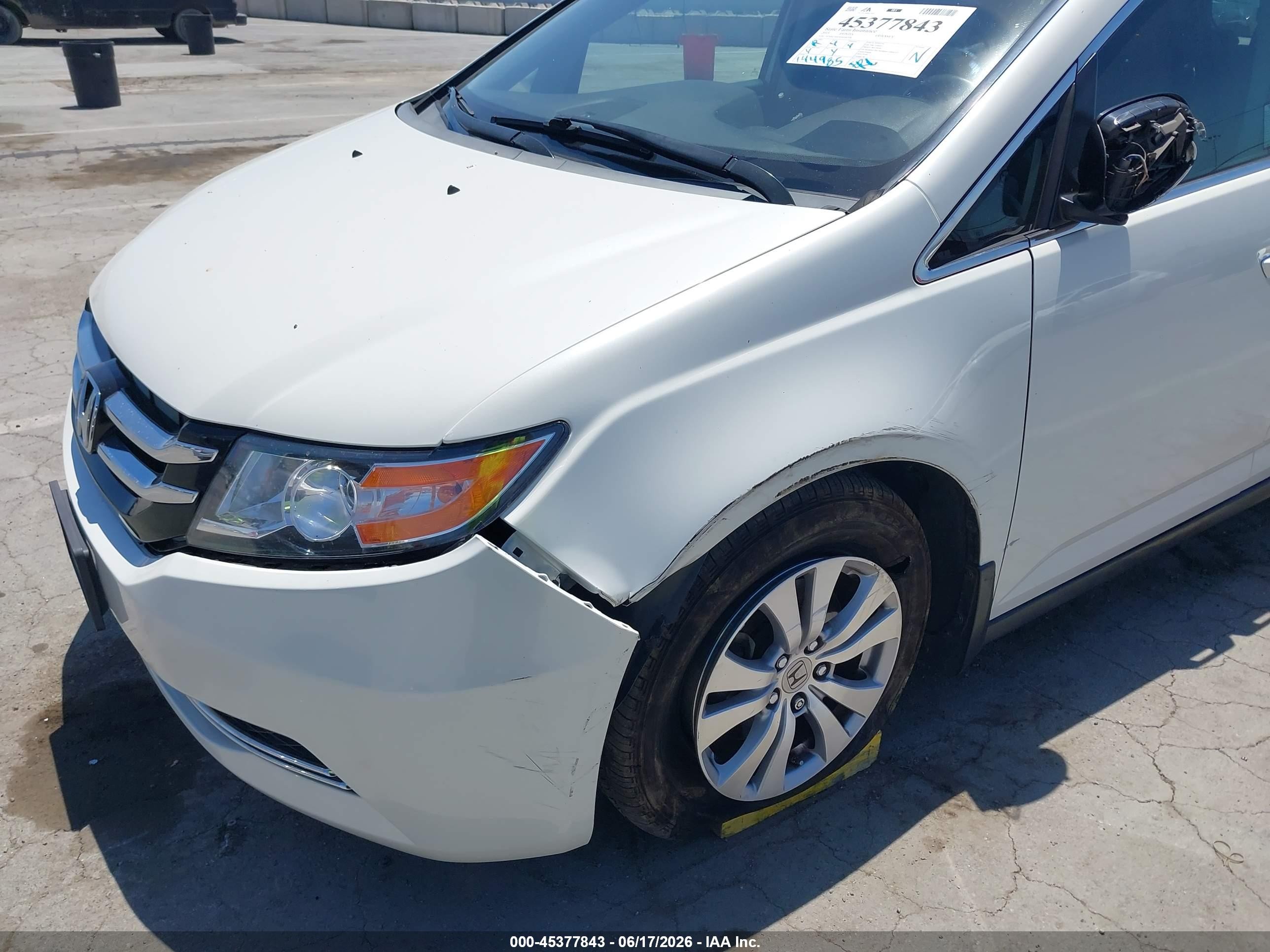 2015 Honda Odyssey Ex-l White vin: 5FNRL5H69FB104758