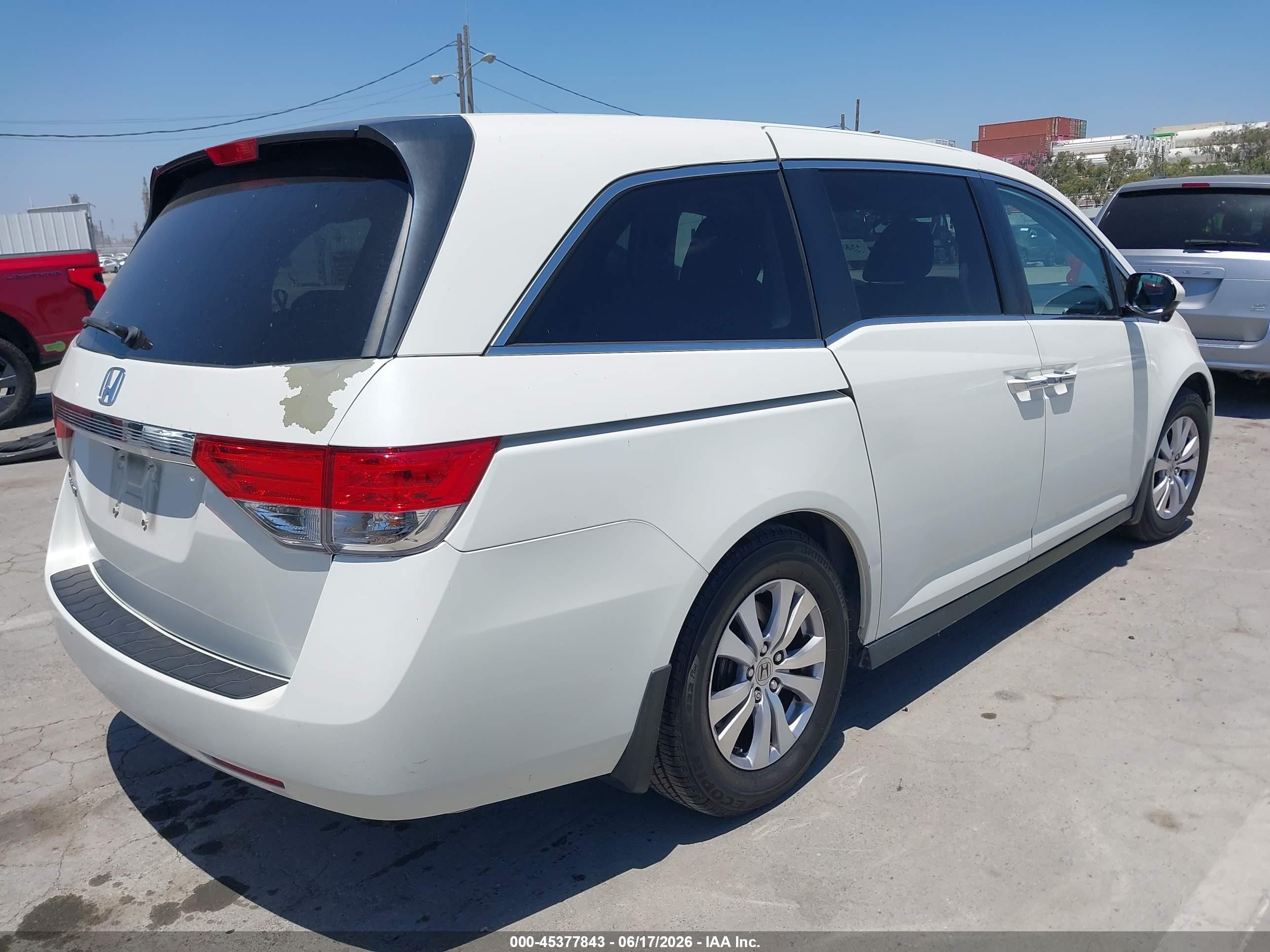 2015 Honda Odyssey Ex-l White vin: 5FNRL5H69FB104758