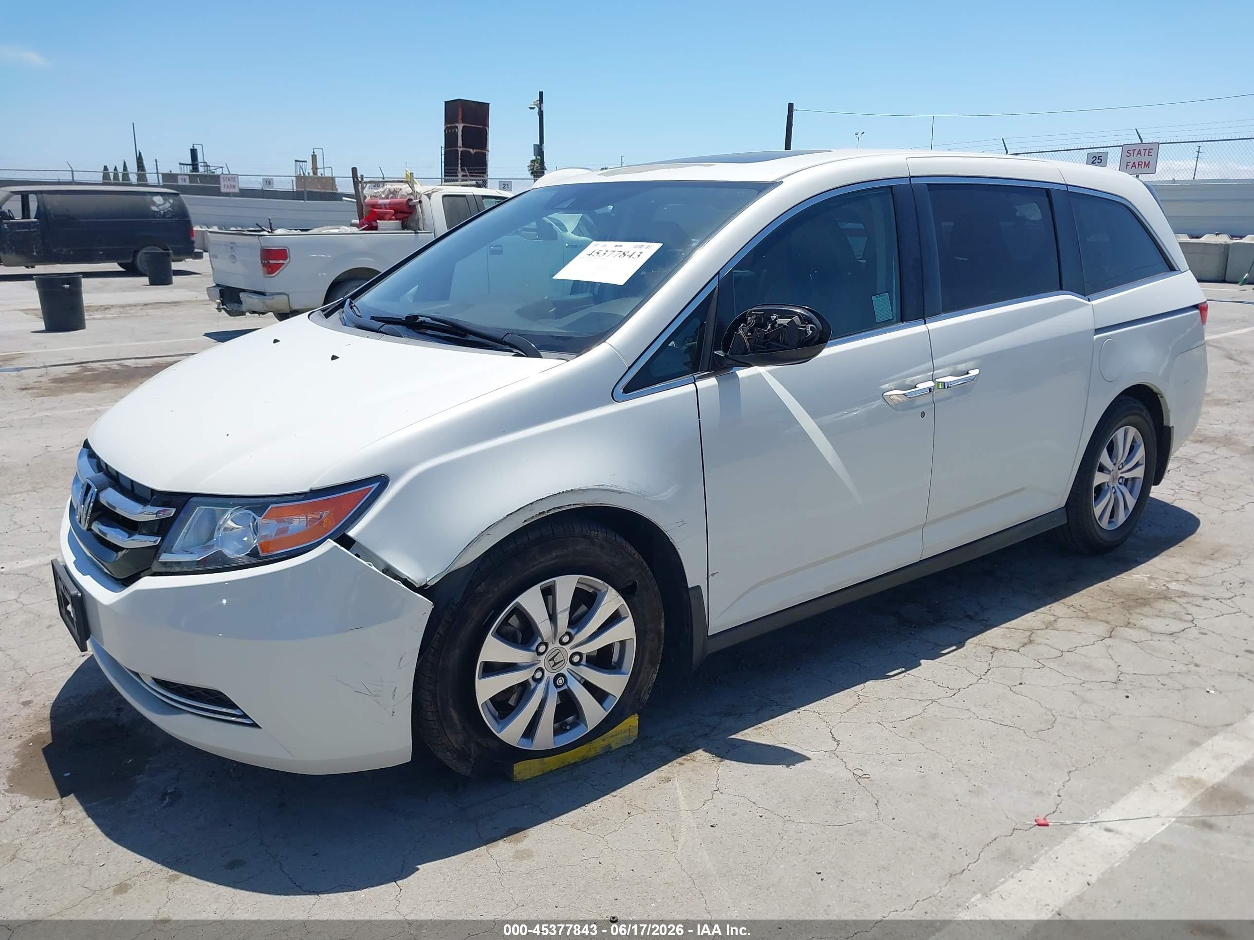 2015 Honda Odyssey Ex-l White vin: 5FNRL5H69FB104758