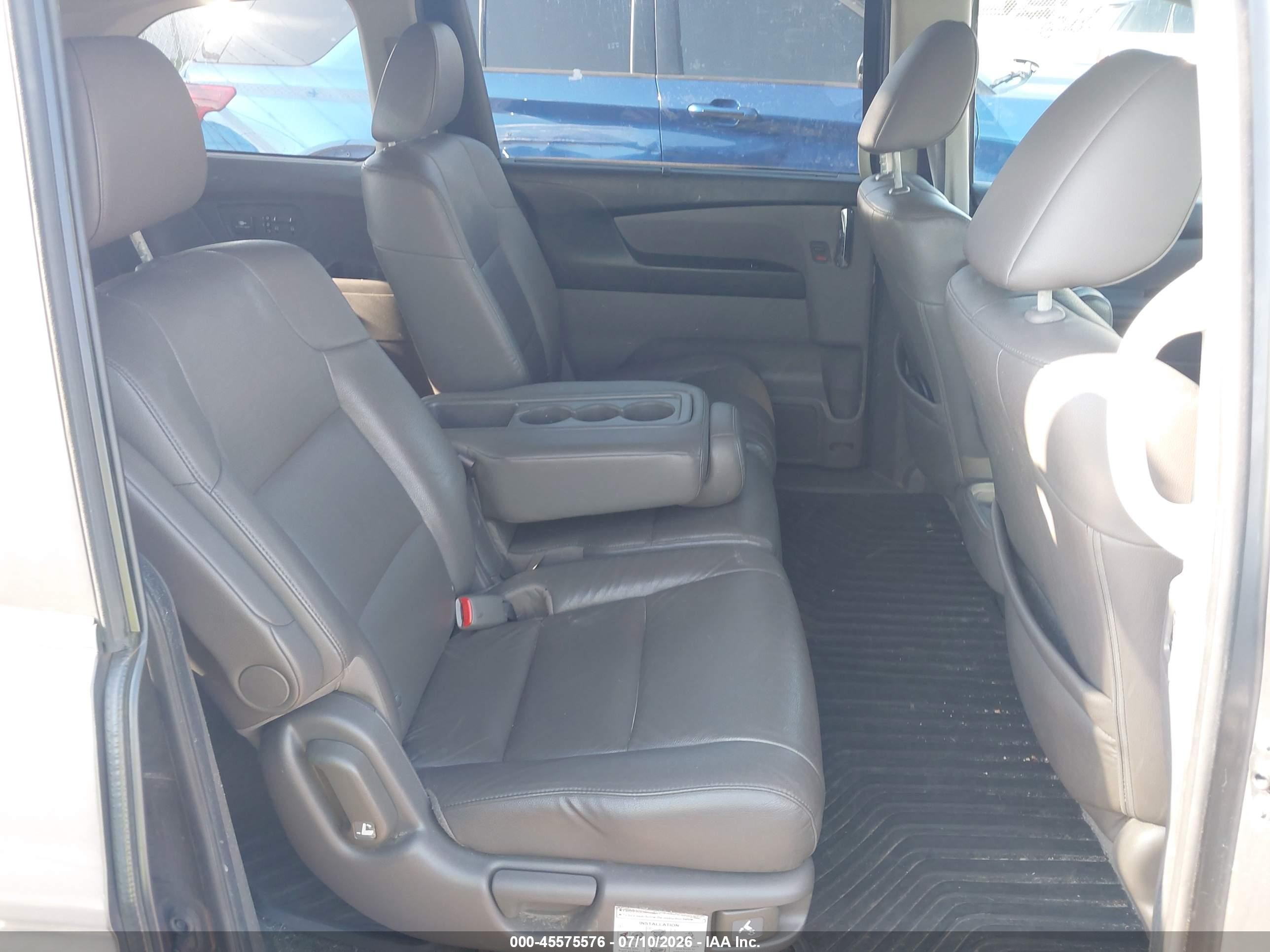 2015 Honda Odyssey Ex-l Серый vin: 5FNRL5H69FB124895