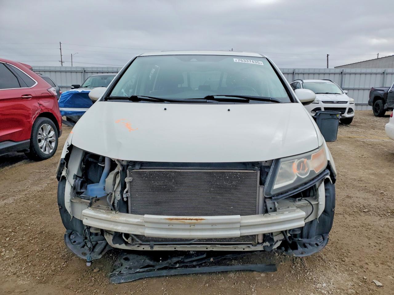 2015 Honda Odyssey Exl White vin: 5FNRL5H69FB128901