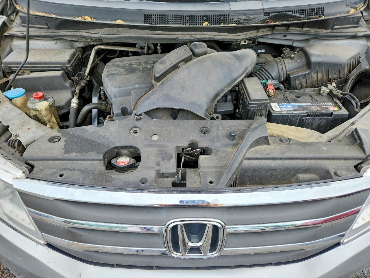 2011 Honda Odyssey Exl Серебряный vin: 5FNRL5H6XBB016845