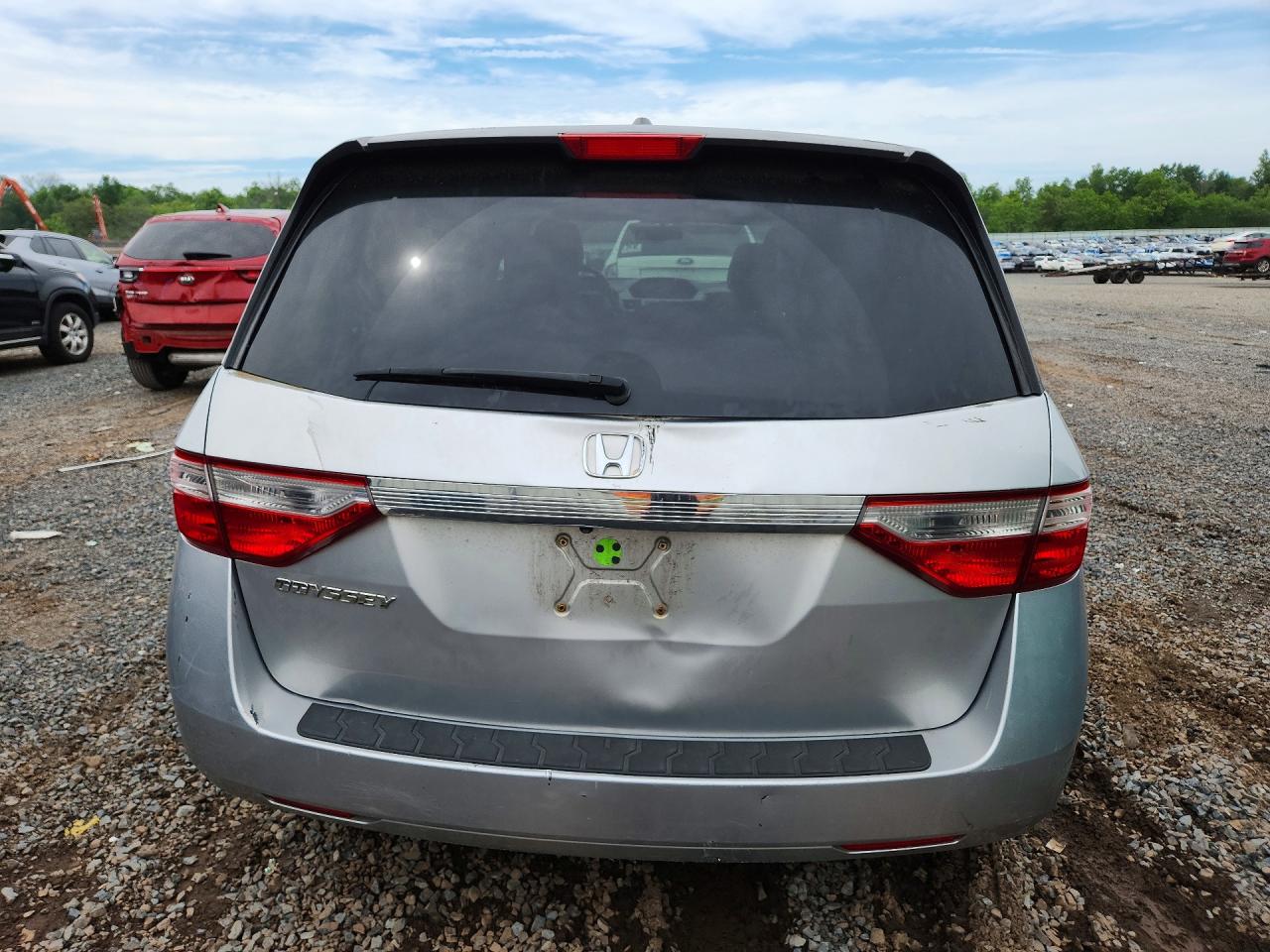 2011 Honda Odyssey Exl Серебряный vin: 5FNRL5H6XBB016845