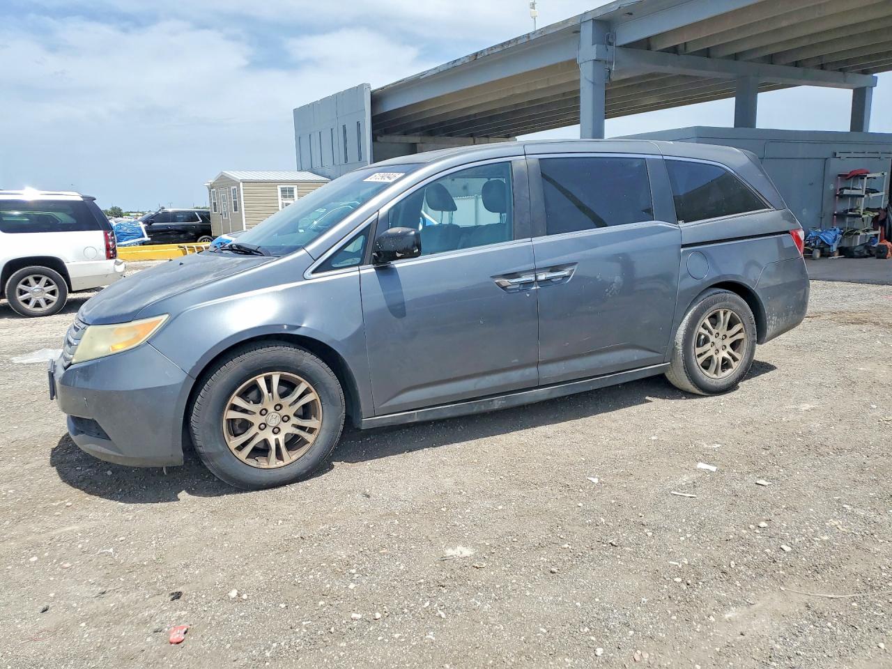 2011 Honda Odyssey Exl Charcoal vin: 5FNRL5H6XBB019860