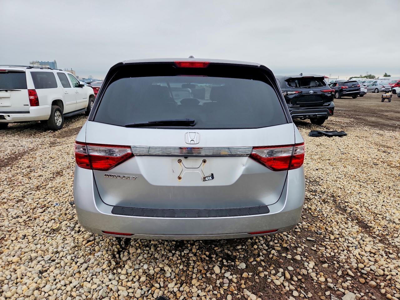 2011 Honda Odyssey Exl Silver vin: 5FNRL5H6XBB035864
