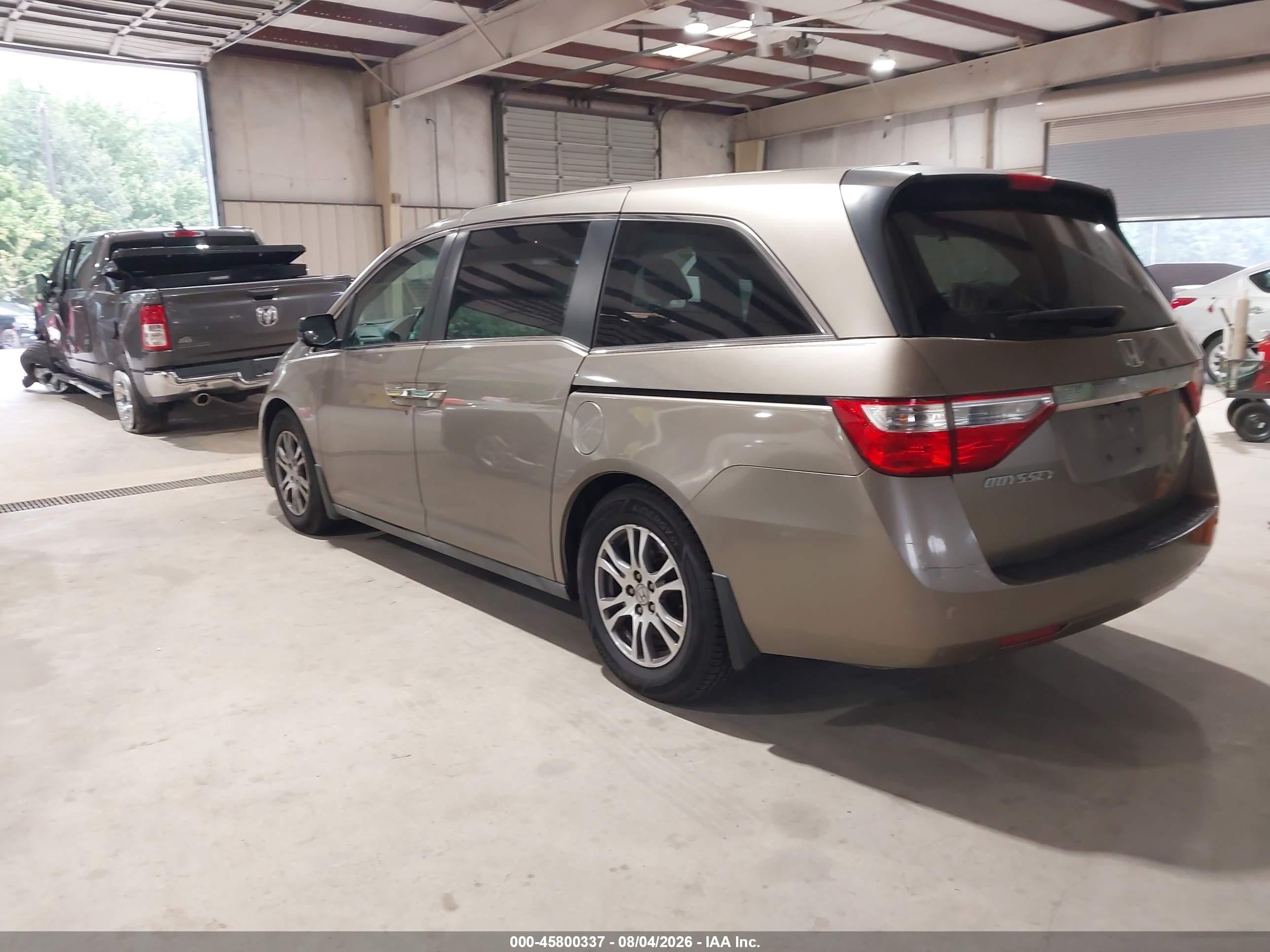 2011 Honda Odyssey Ex-l Бежевый vin: 5FNRL5H6XBB035976