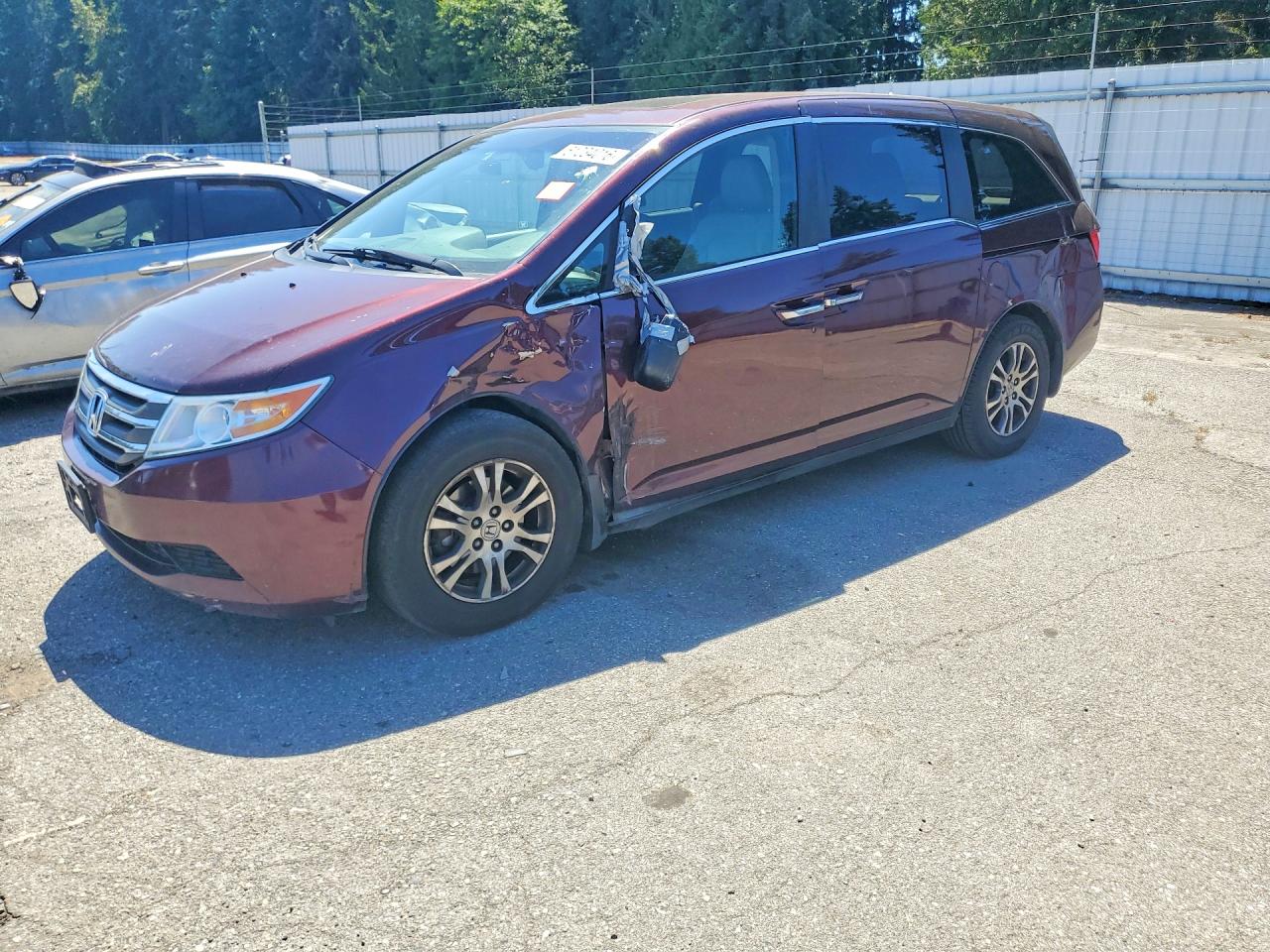 2011 Honda Odyssey Exl Maroon vin: 5FNRL5H6XBB058237