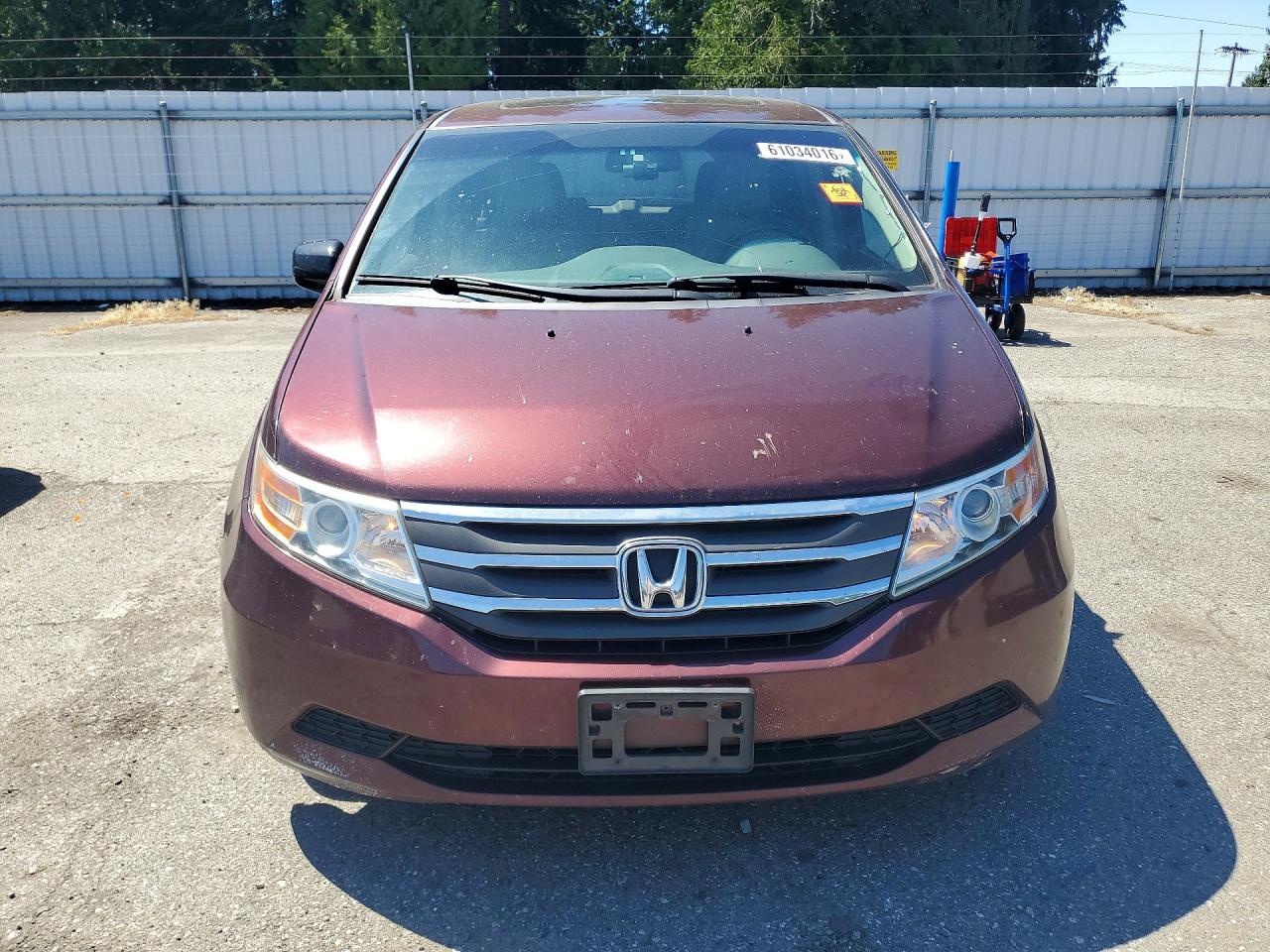 2011 Honda Odyssey Exl Темно-бордовый vin: 5FNRL5H6XBB058237