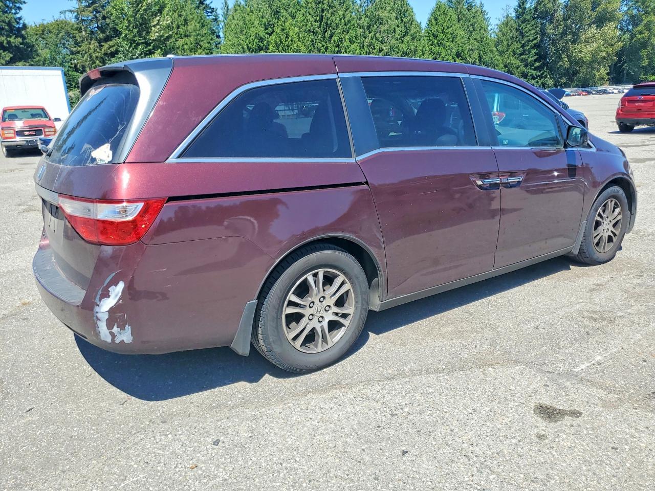 2011 Honda Odyssey Exl Темно-бордовый vin: 5FNRL5H6XBB058237